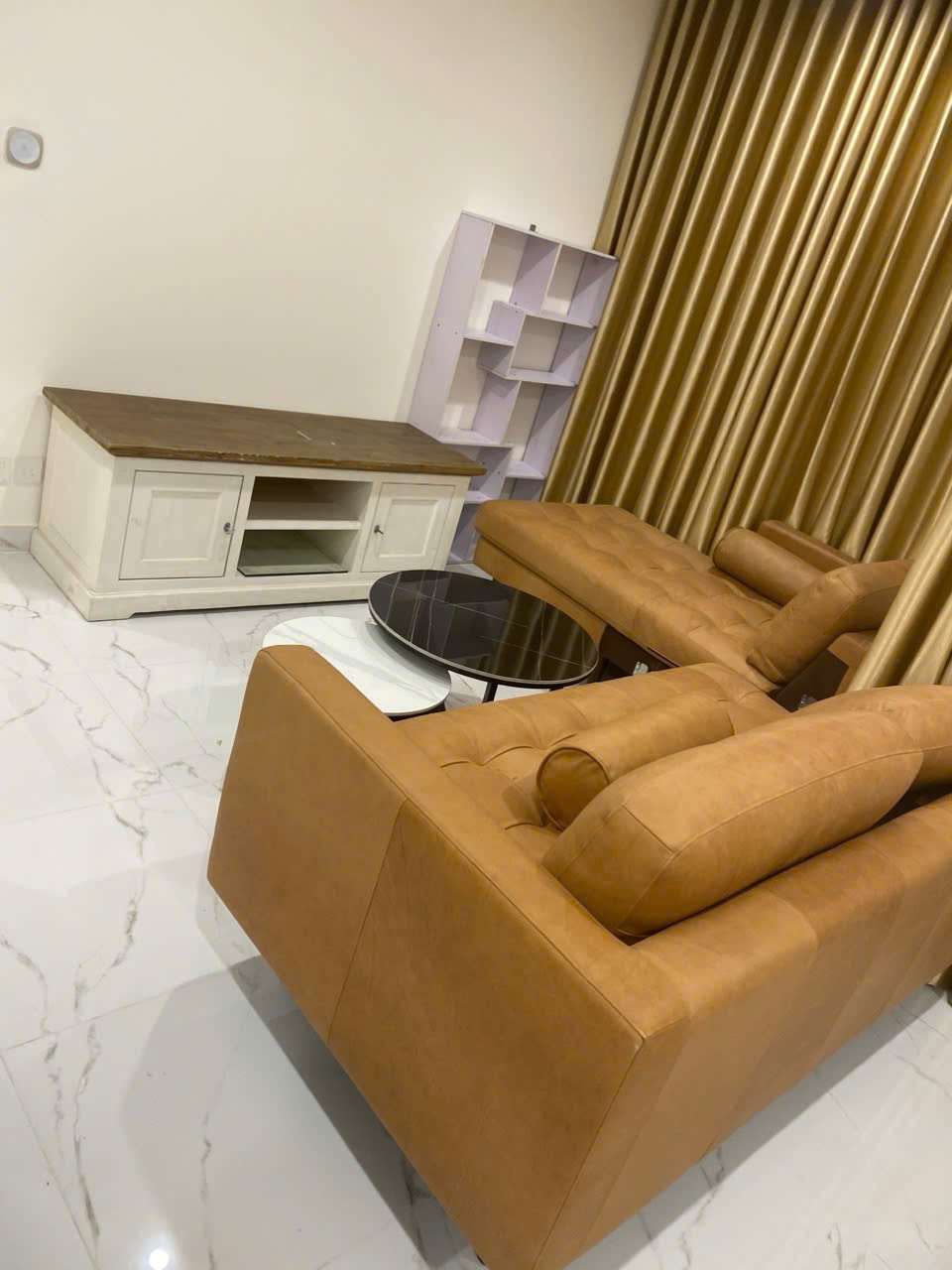 Cho Thuê Căn Hộ 2PN+ The Beverly Solari Vinhomes Grand Park - View Trực Diện Biệt Thự Manhattan, Full Nội Thất