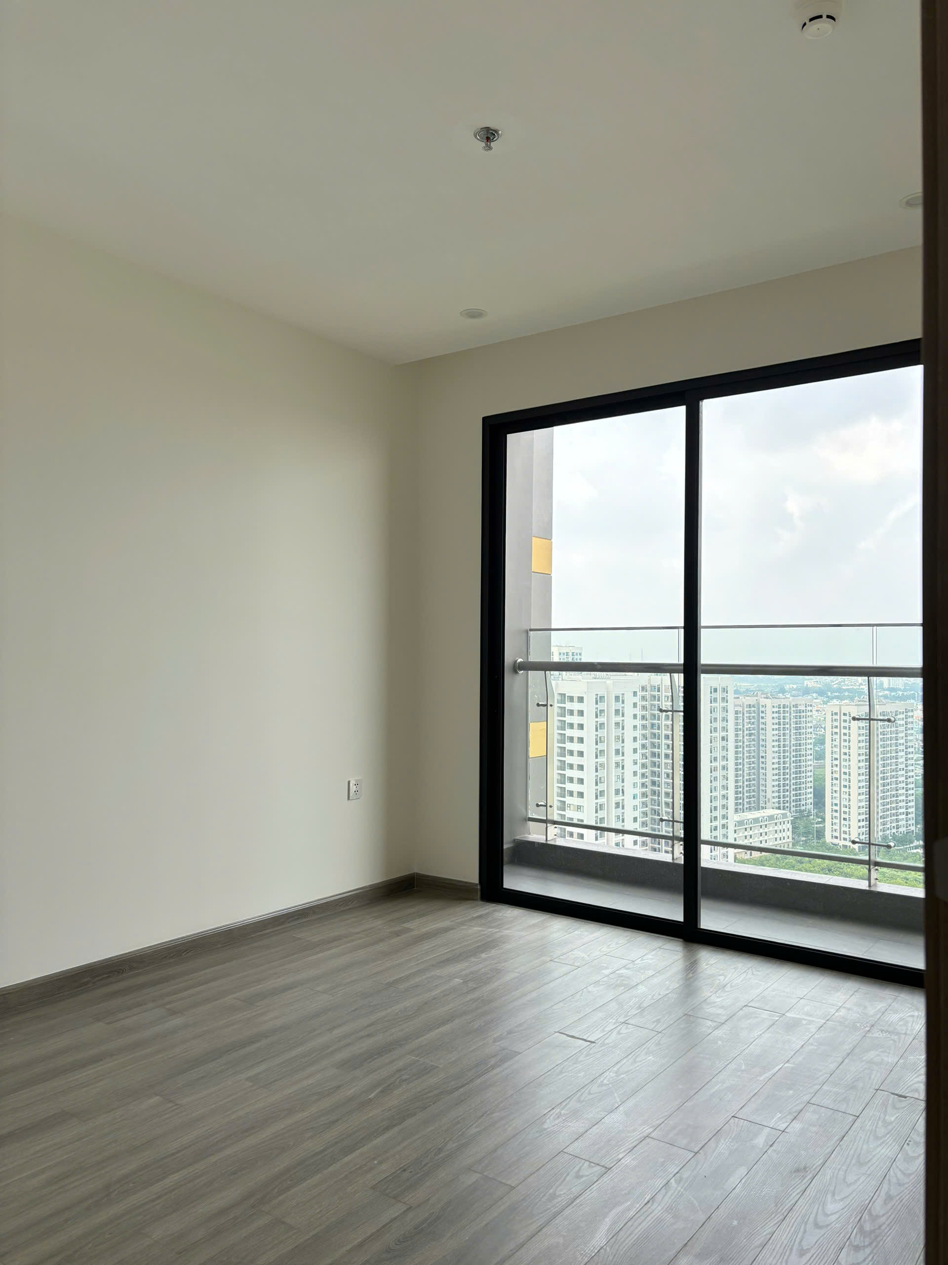 BÁN CĂN HỘ 2PN 2WC | TẦNG CAO VIEW THOÁNG | NHÀ MỚI – BEVERLY SOLARI VINHOMES GRAND PARK