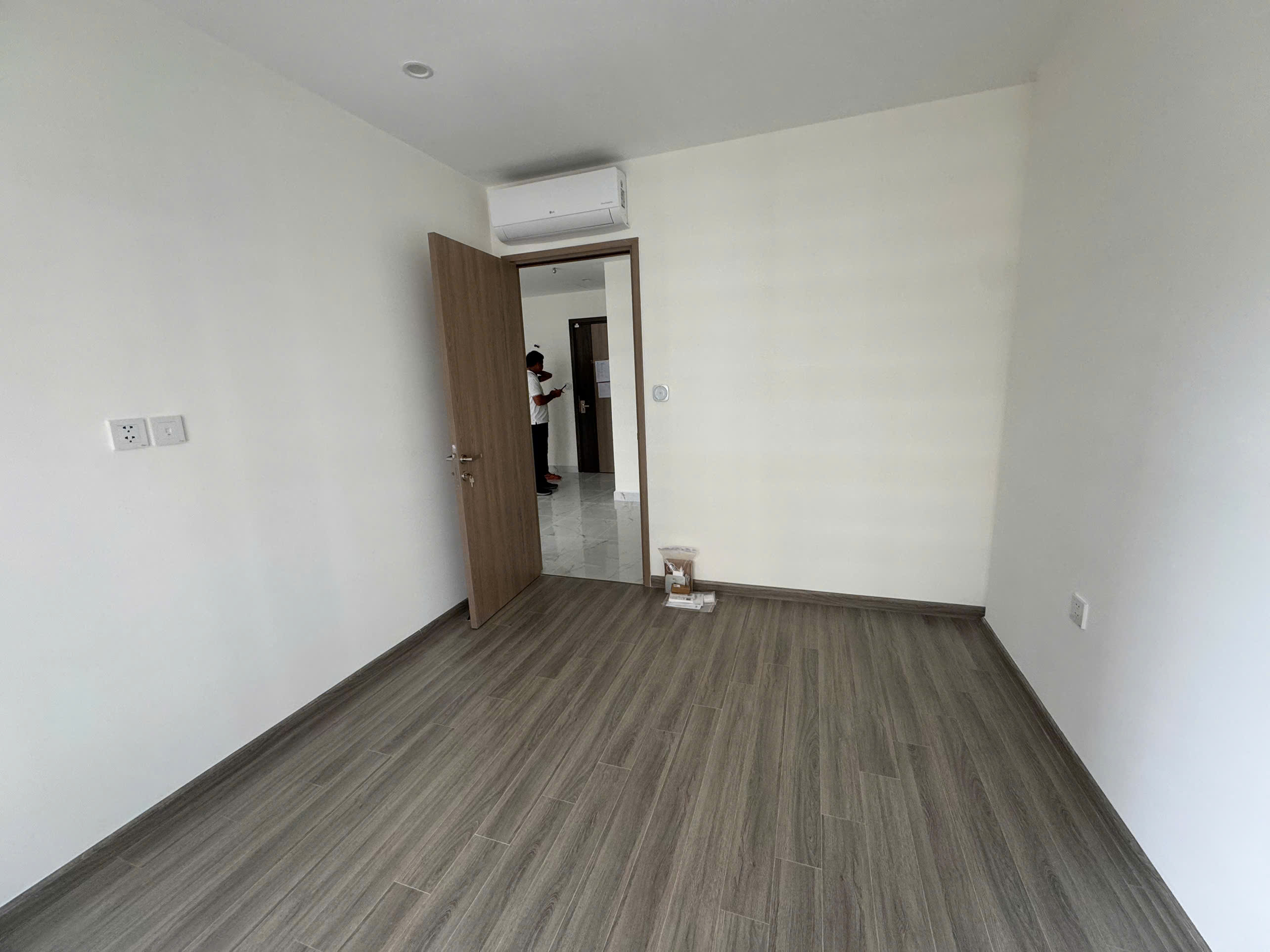 BÁN CĂN HỘ 1PN+ – VIEW NỘI KHU CÔNG VIÊN HỒ BƠI | TẦNG TRUNG | THE BEVERLY SOLARI – VINHOMES GRAND PARK
