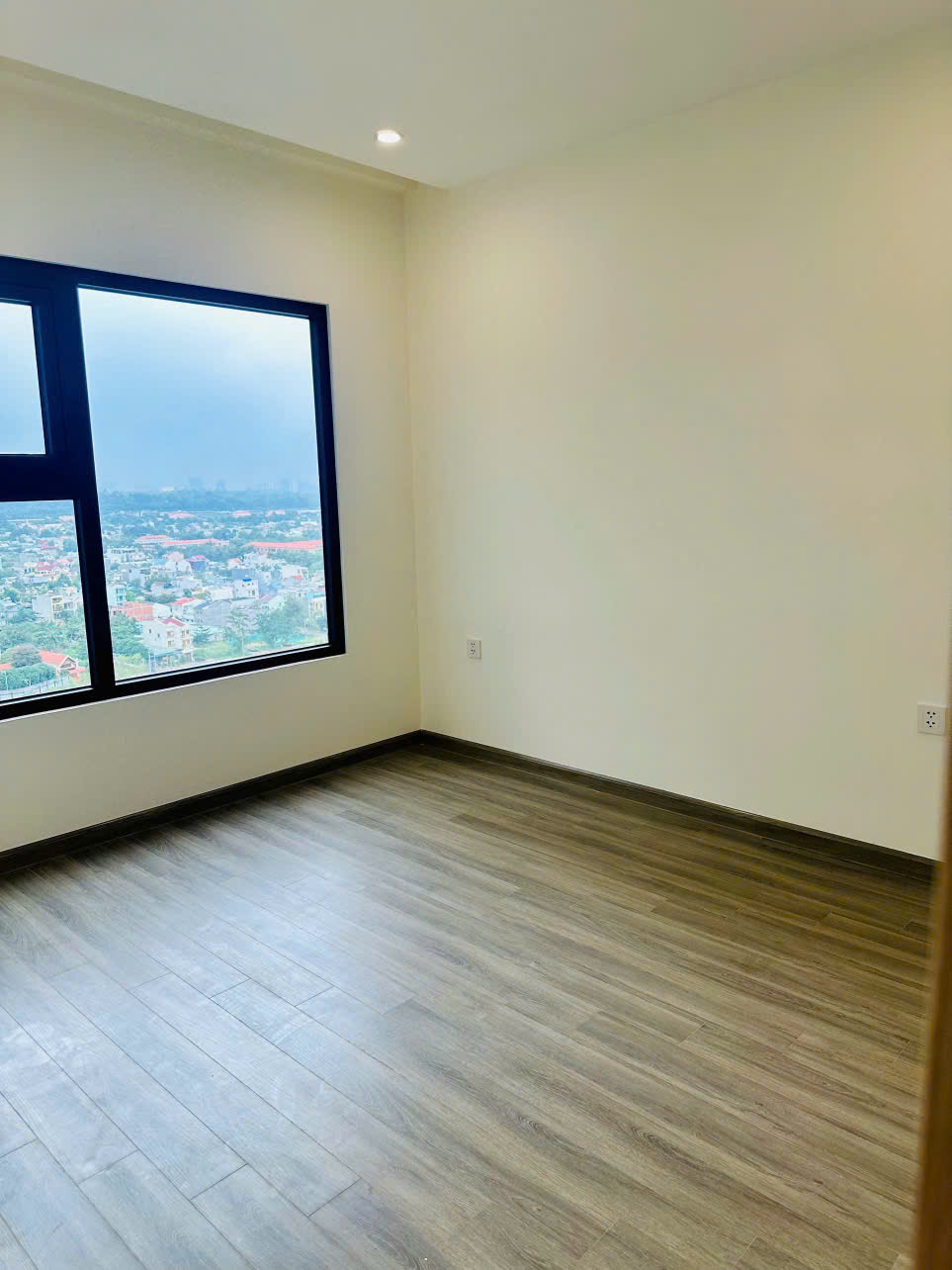 Bán Căn Hộ 2PN The Beverly Solari Vinhomes Grand Park Tầng Cao - View Ngoại Khu Không Bị Chắn