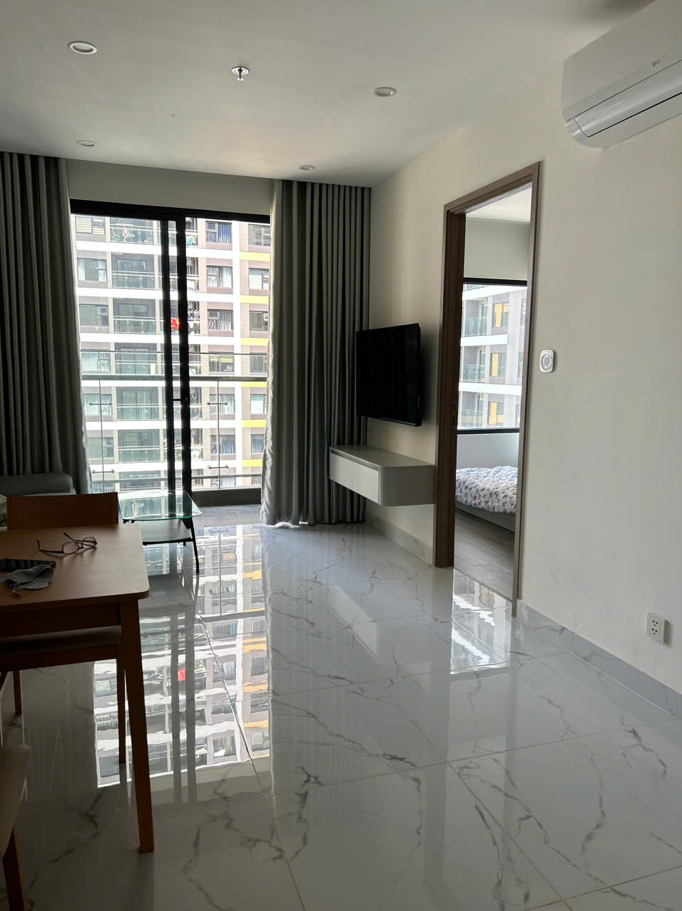 Cho Thuê Gấp Căn Hộ 2PN The Beverly Solari Vinhomes Grand Park- Full Nội Thất , View Nội Khu Mát Mẻ, Giá Chỉ 9 Triệu - ảnh 3