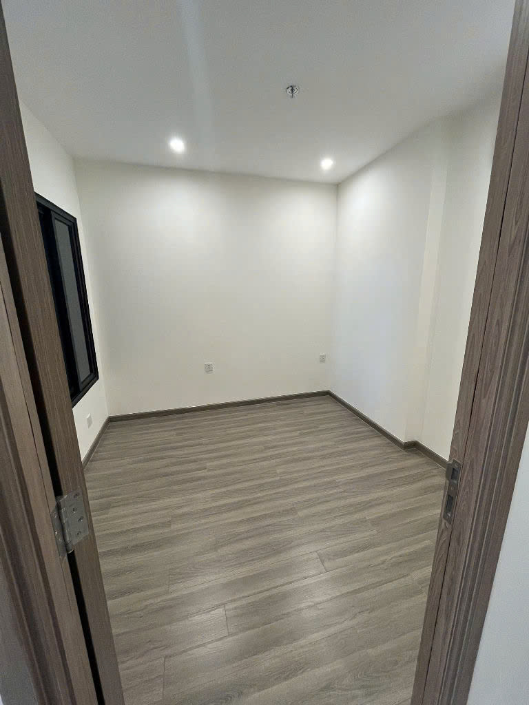 BÁN CĂN HỘ VINHOMES GRAND PARK – THE BEVERLY SOLARI  TẦNG CAO – VIEW NGOẠI KHU THOÁNG – HOÀN THIỆN CƠ BẢN CHỦ ĐẦU TƯ