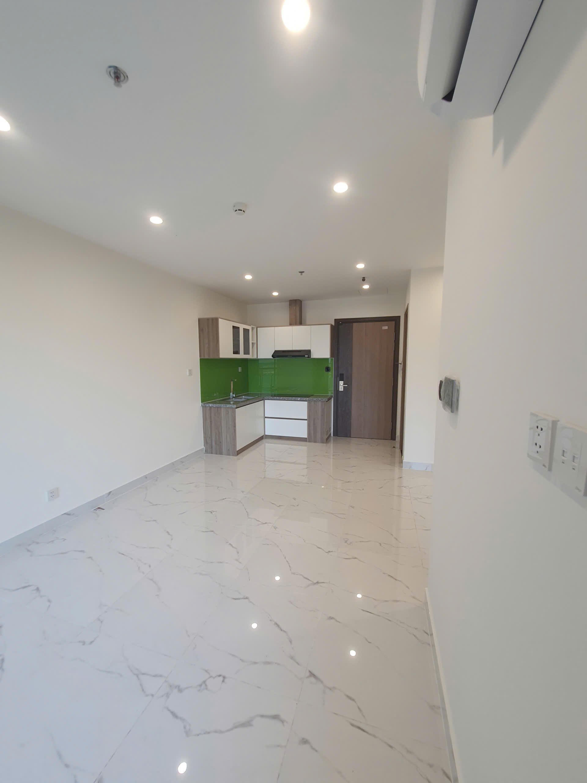 BÁN CĂN HỘ 1PN+ VINHOMES GRAND PARK QUẬN 9 – THE BEVERLY SOLARIVIEW NGOẠI KHU SÔNG ĐỒNG NAI – TẦNG CAO