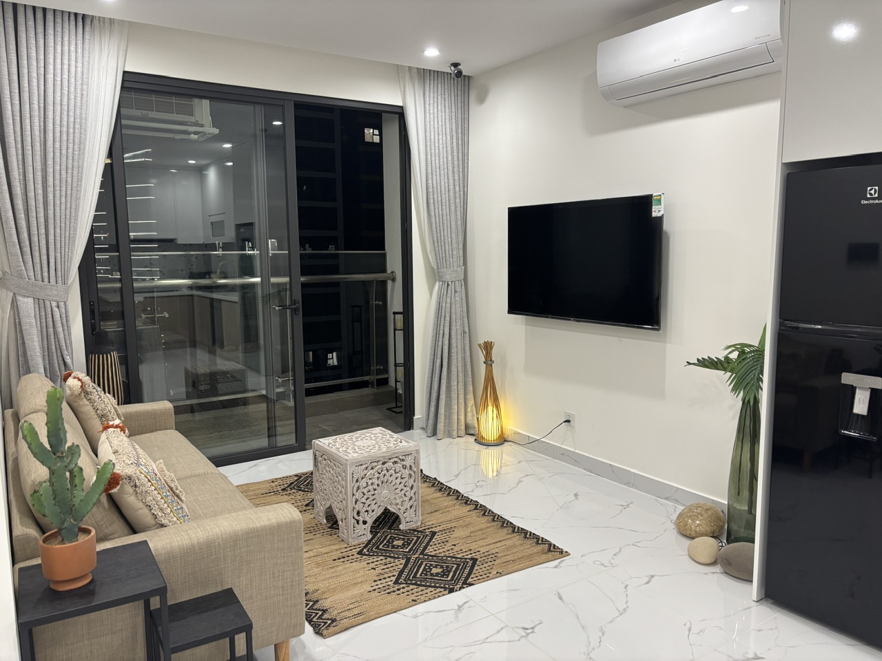 Căn Hộ 1PN+ The Beverly Solari – Vinhomes Grand Park Full Nội Thất Cao Cấp | View Thoáng | Bán & Cho Thuê