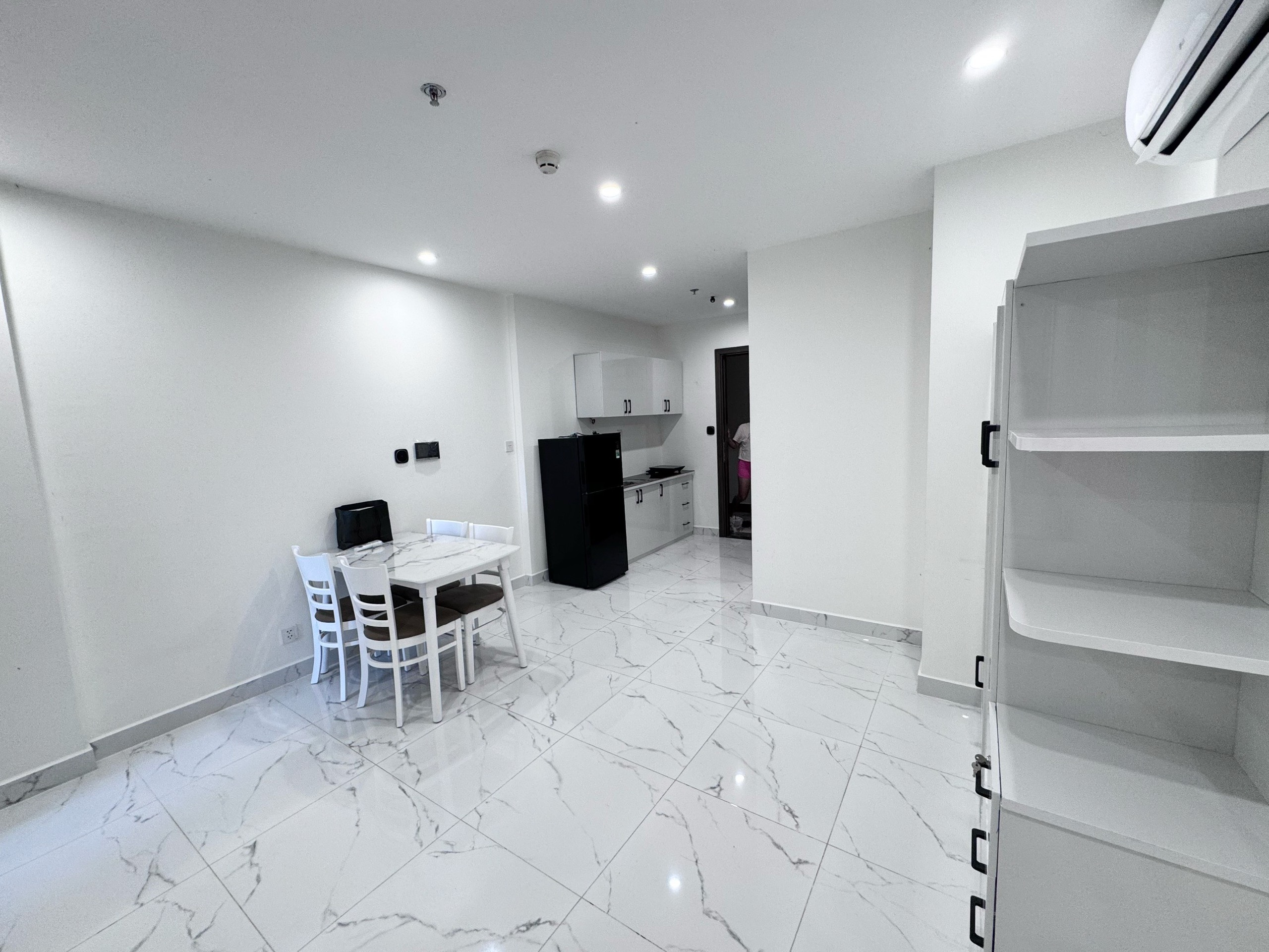 Cho Thuê Căn Hộ Studio The Beverly Solari - Full Nội Thất - View Nội Khu Thoáng Mát, Giá Cực Tốt