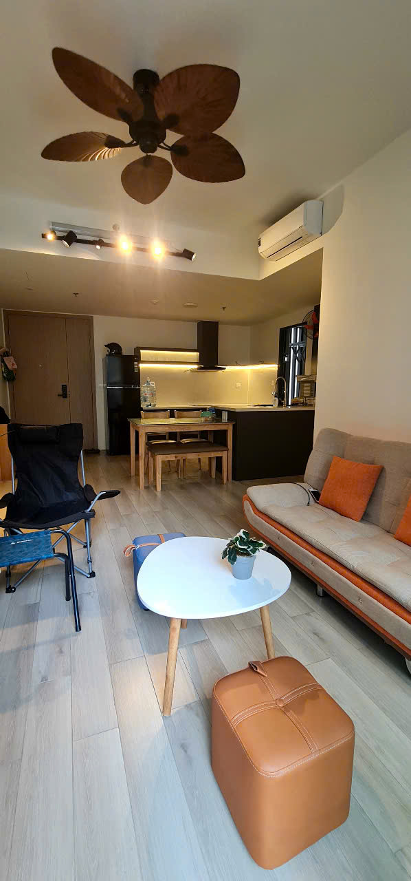 CHO THUÊ CĂN HỘ LUMIERE BOULEVARD VINHOMES GRAND PARK – FULL NỘI THẤT – VIEW NỘI KHU HỒ BƠI – GIÁ TỐT