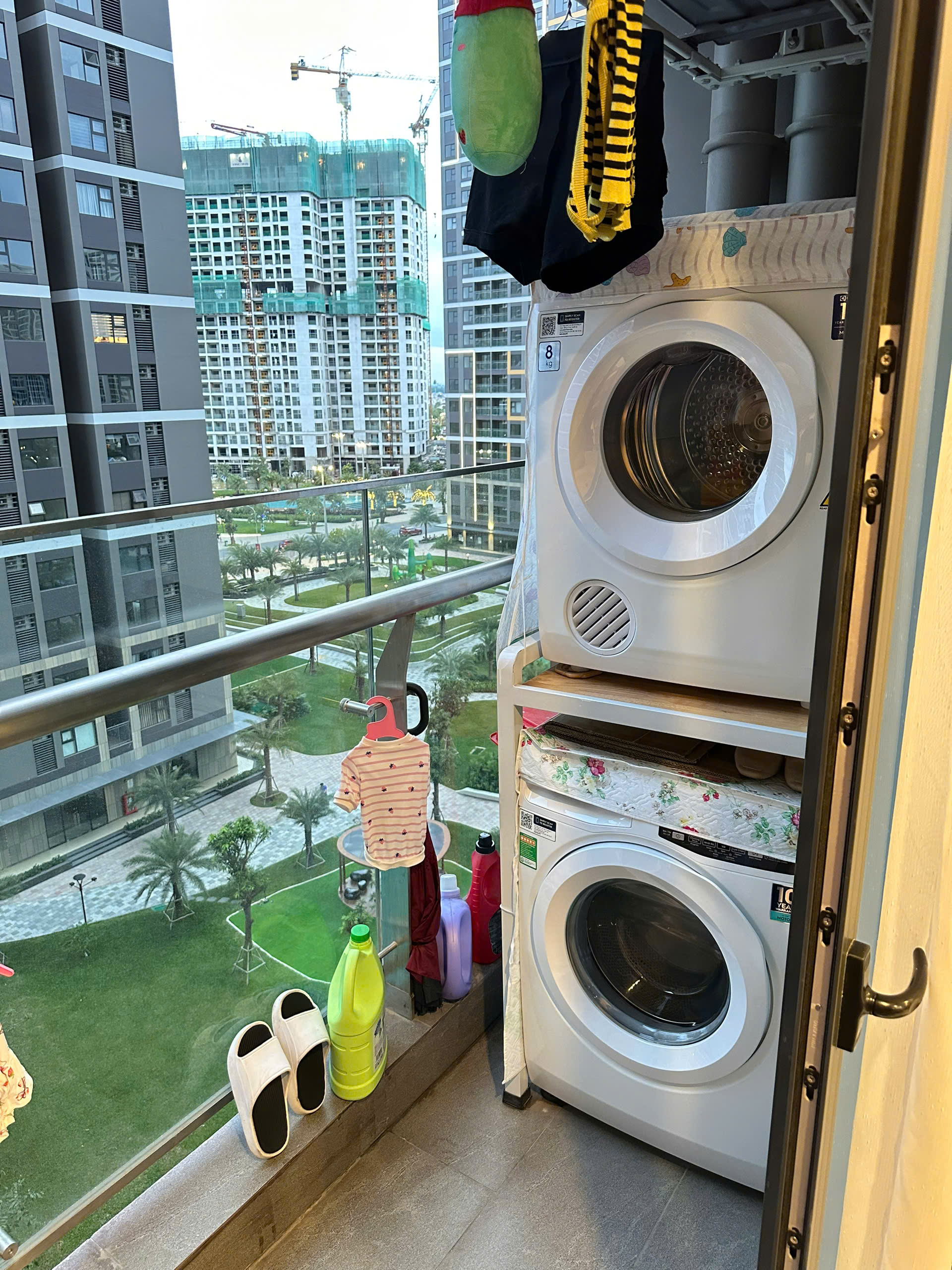 CHO THUÊ CĂN HỘ 1PN+ THE BEVERLY SOLARI VINHOMES GRAND PARK – FULL NỘI THẤT – VIEW HỒ BƠI NỘI KHU - ảnh 9