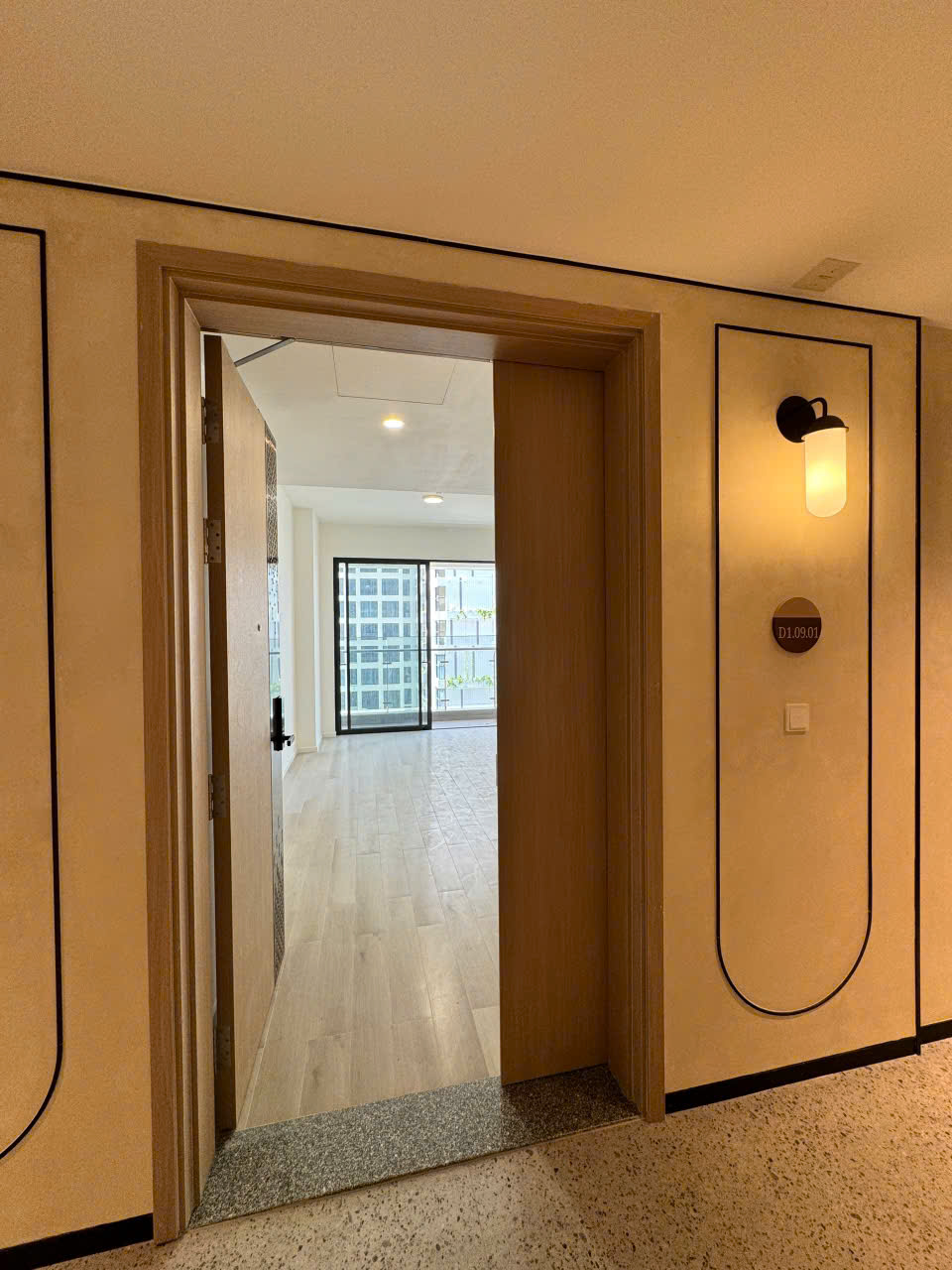 BÁN CĂN HỘ LUMIERE BOULEVARD – VINHOMES GRAND PARK  View nội khu hồ bơi | Nhà mới trống CĐT bàn giao - ảnh 8