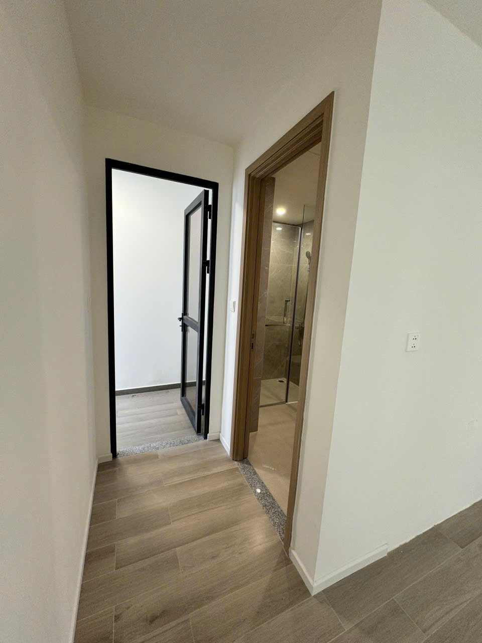 BÁN CĂN HỘ LUMIERE BOULEVARD – VINHOMES GRAND PARK  View nội khu hồ bơi | Nhà mới trống CĐT bàn giao - ảnh 9