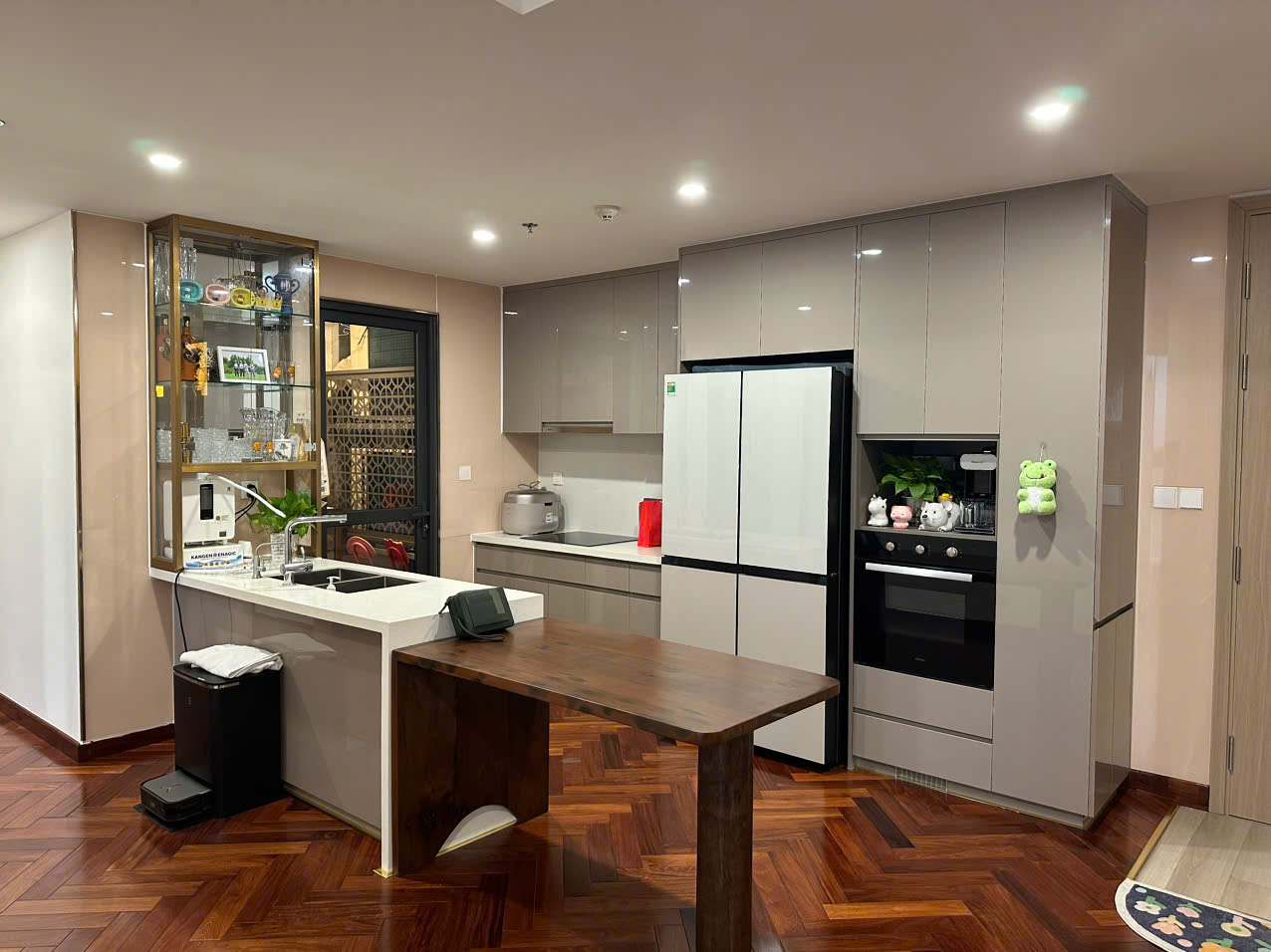 BÁN CĂN HỘ MASTERI CENTRE POINT VINHOMES GRAND PARK – FULL NỘI THẤT GỖ CAO CẤP, KHÔNG GIAN SANG TRỌNG, DỌN VÀO Ở NGAY - ảnh 6