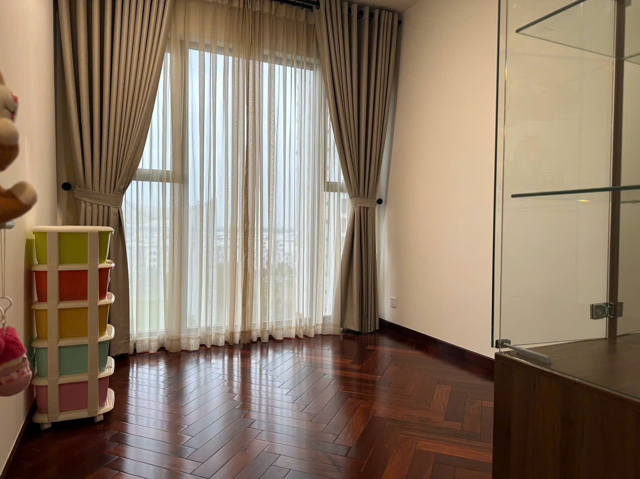 BÁN CĂN HỘ MASTERI CENTRE POINT VINHOMES GRAND PARK – FULL NỘI THẤT GỖ CAO CẤP, KHÔNG GIAN SANG TRỌNG, DỌN VÀO Ở NGAY - ảnh 7