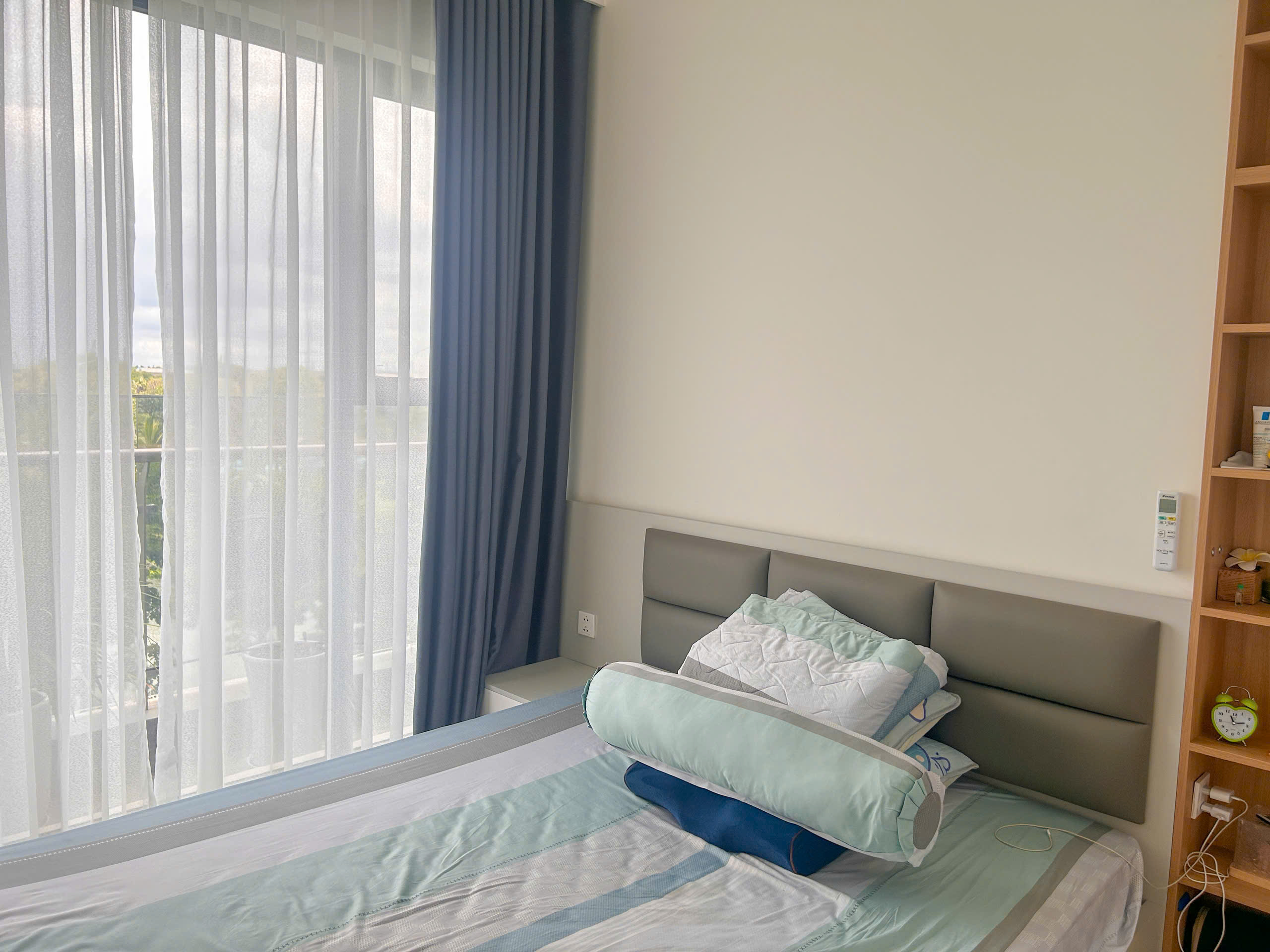 BÁN CĂN HỘ LUMIERE BOULEVARD TẦNG TRUNG – VIEW BIỆT THỰ MANHATTAN XANH MÁT – FULL NỘI THẤT