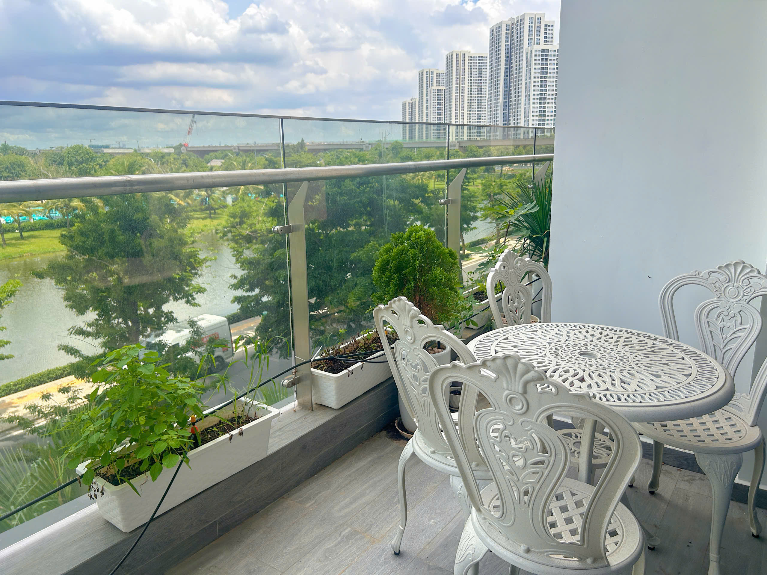 BÁN CĂN HỘ LUMIERE BOULEVARD TẦNG TRUNG – VIEW BIỆT THỰ MANHATTAN XANH MÁT – FULL NỘI THẤT - ảnh 7