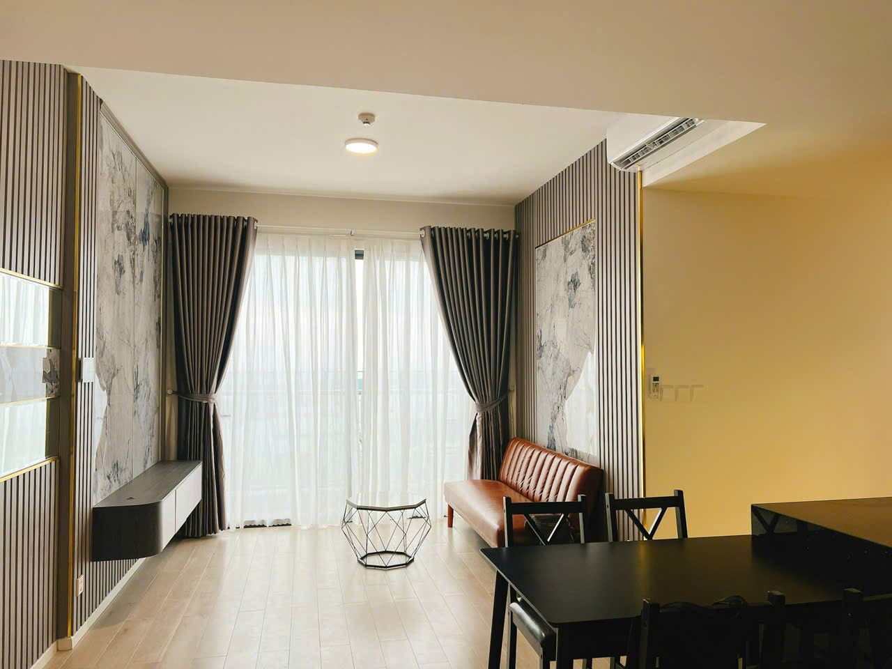 Bán căn hộ 2PN Lumiere Boulevard Tòa E1 - Diện tích 73,9 rộng rãi - Full nội thất cao cấp - 4.7 Tỷ. - ảnh 9