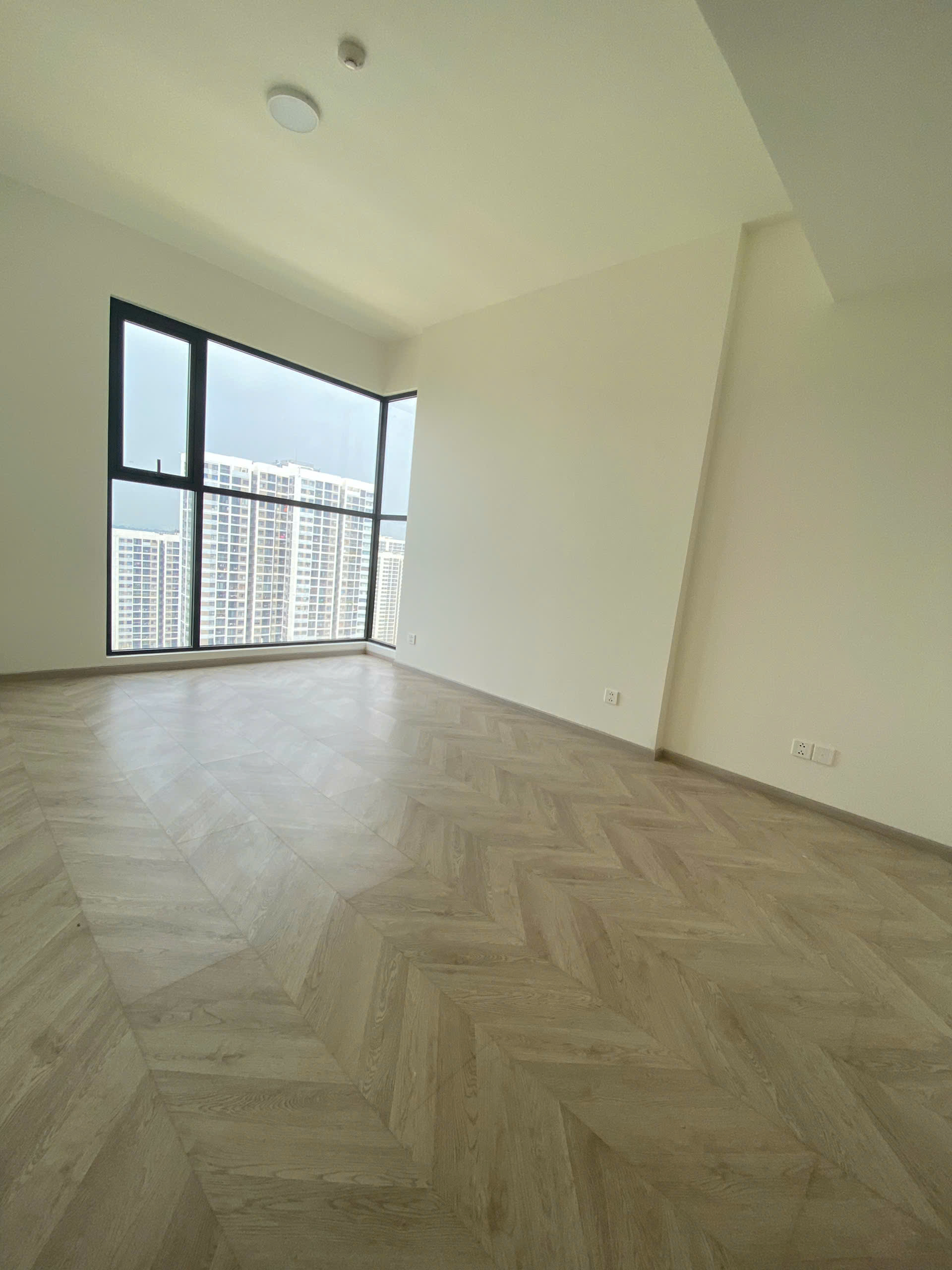 Bán căn hộ 3PN Lumiere Boulevard Tòa E1 - Diện tích 97 siêu rộng - Tự do thiết kế nội thất - Giá 6.7 Tỷ. - ảnh 9