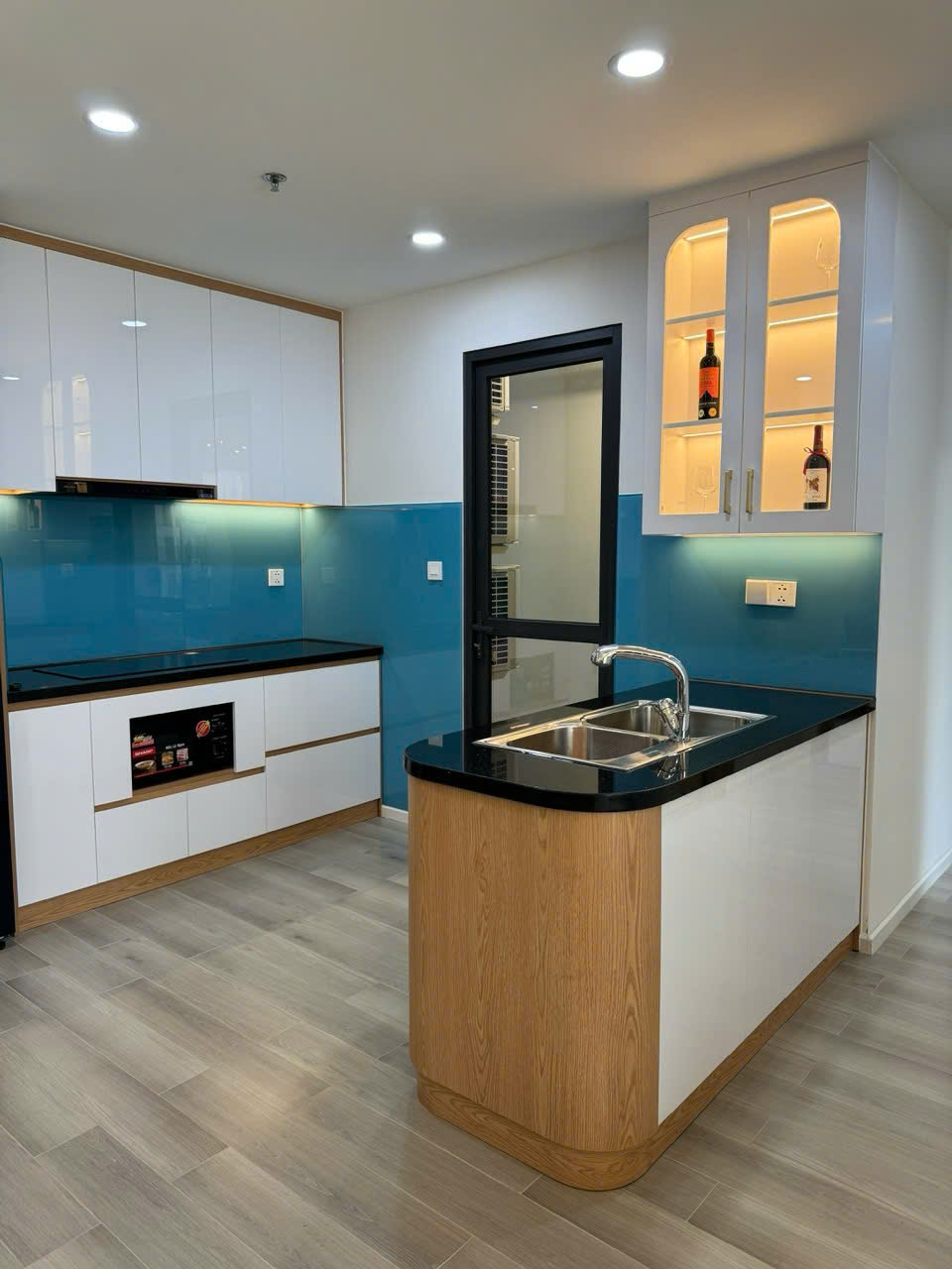 CHO THUÊ CĂN HỘ LUMIERE BOULEVARD – VINHOMES GRAND PARK  2PN2WC | FULL NỘI THẤT CAO CẤP - GIÁ CHỈ 15 TRIỆU/THÁNG