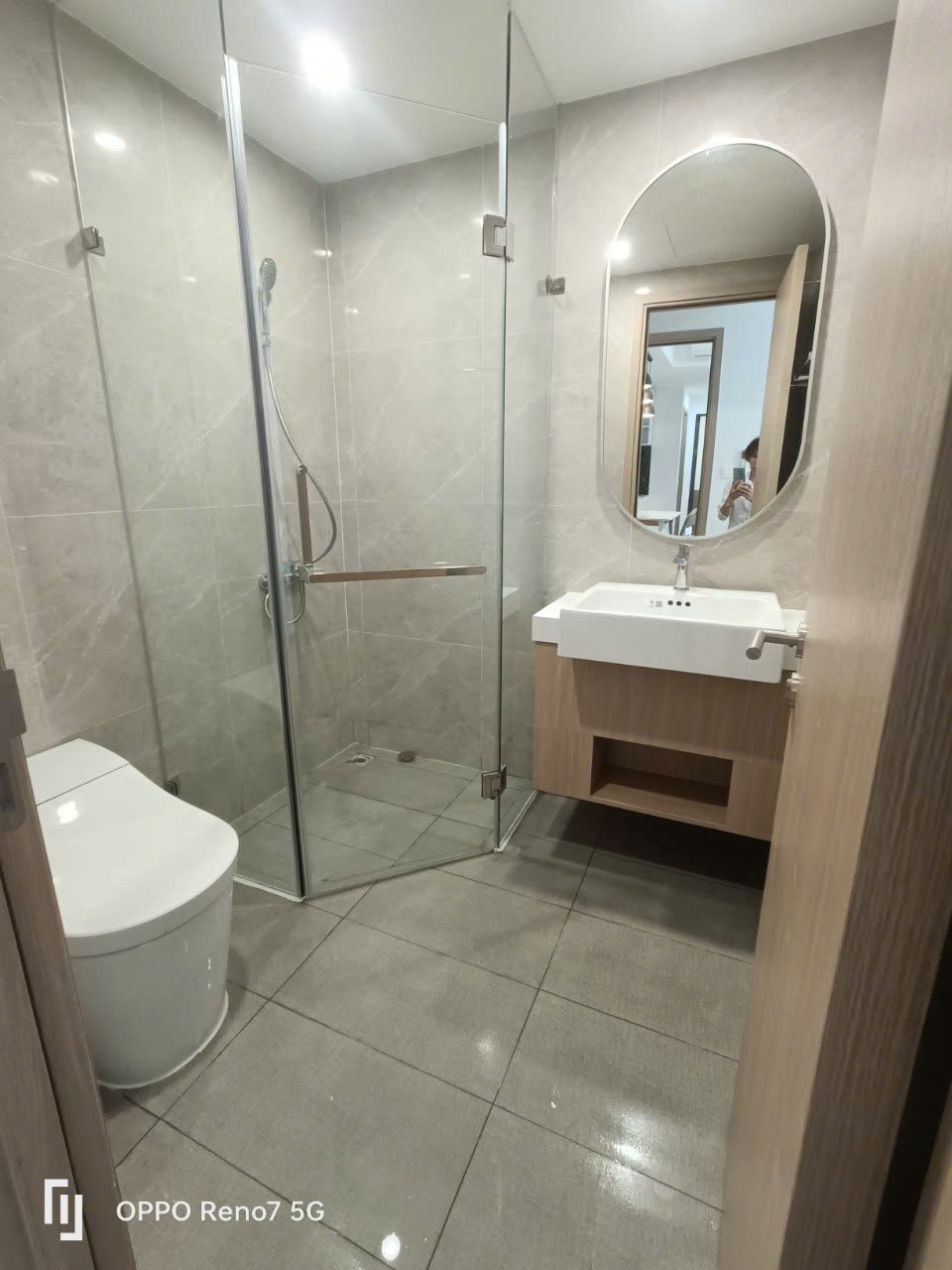 Bán & cho thuê căn hộ 2PN 2WC Lumiere Boulevard Vinhomes Grand Park – View nội khu, full nội thất