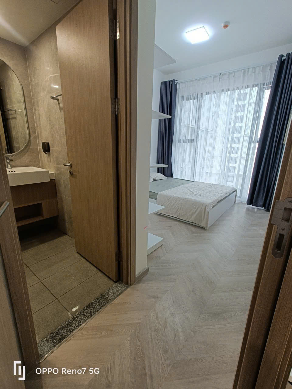 Bán & cho thuê căn hộ 2PN 2WC Lumiere Boulevard Vinhomes Grand Park – View nội khu, full nội thất