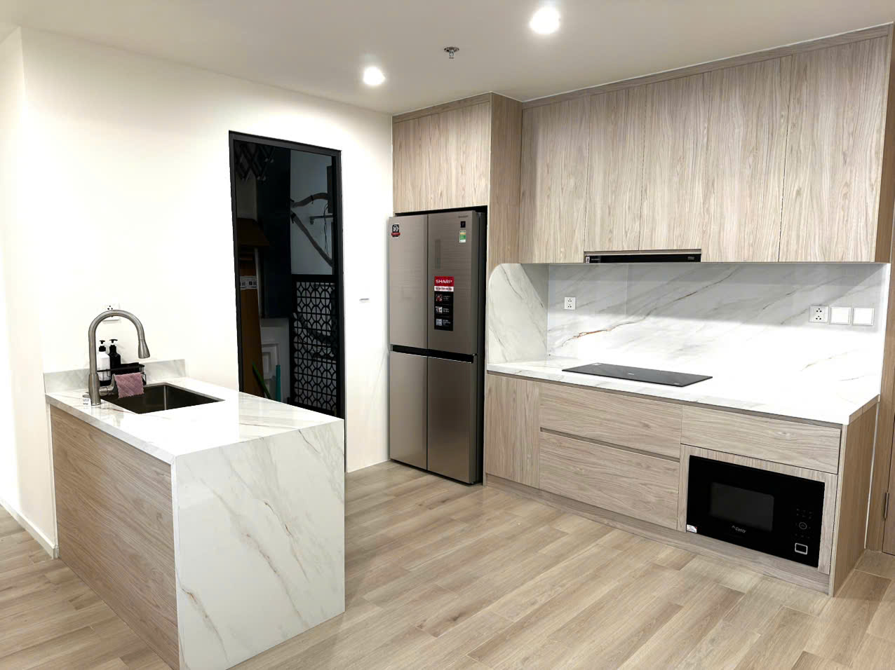 CHO THUÊ CĂN HỘ LUMIERE BOULEVARD – VINHOMES GRAND PARK  2PN2WC | FULL NỘI THẤT CAO CẤP | VIEW NỘI KHU HỒ BƠI - ảnh 4