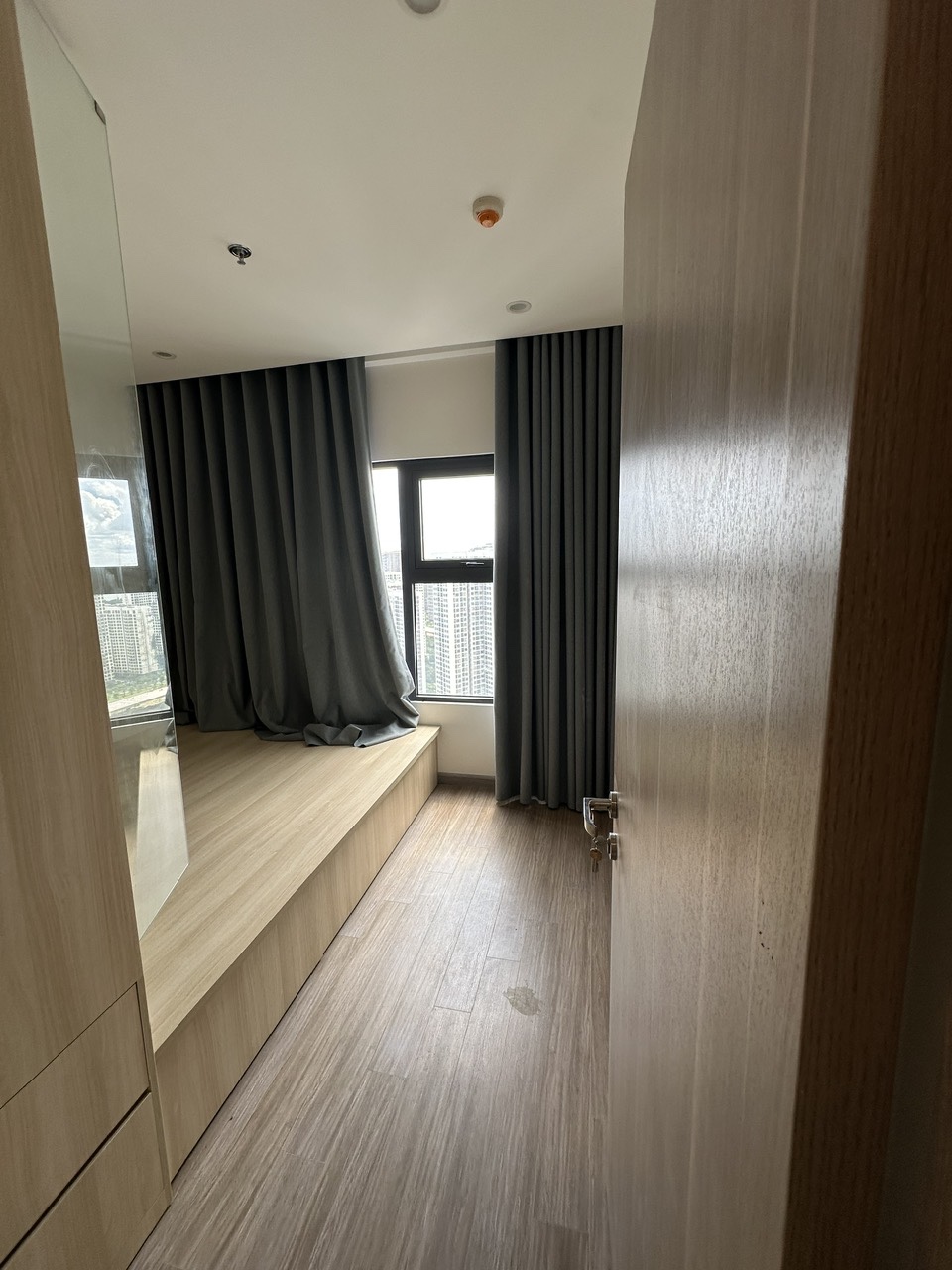 Cho thuê căn hộ 2PN+ The Rainbow – Vinhomes Grand Park | Full nội thất – Giá chỉ 12 triệu/tháng