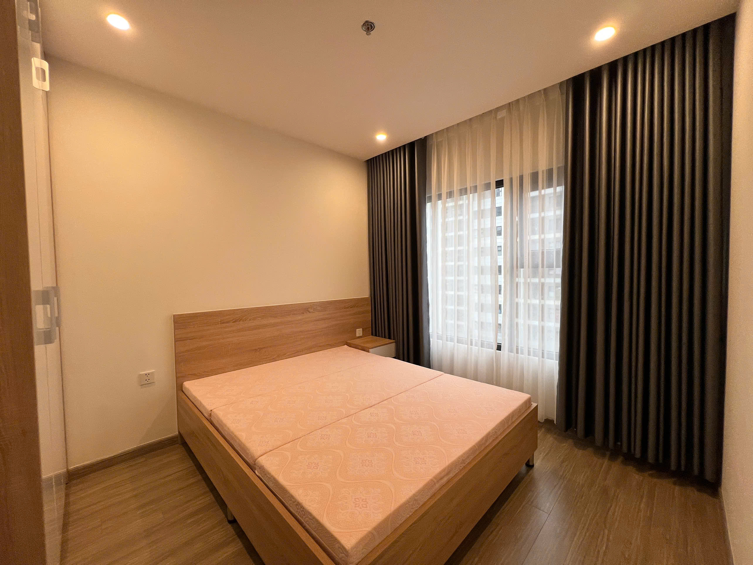 Cho Thuê Căn Hộ Full Nội Thất – View Ngoại Khu Thoáng Mảng Xanh Vinhomes Grand Park | Phân Khu The Origami – Quận 9