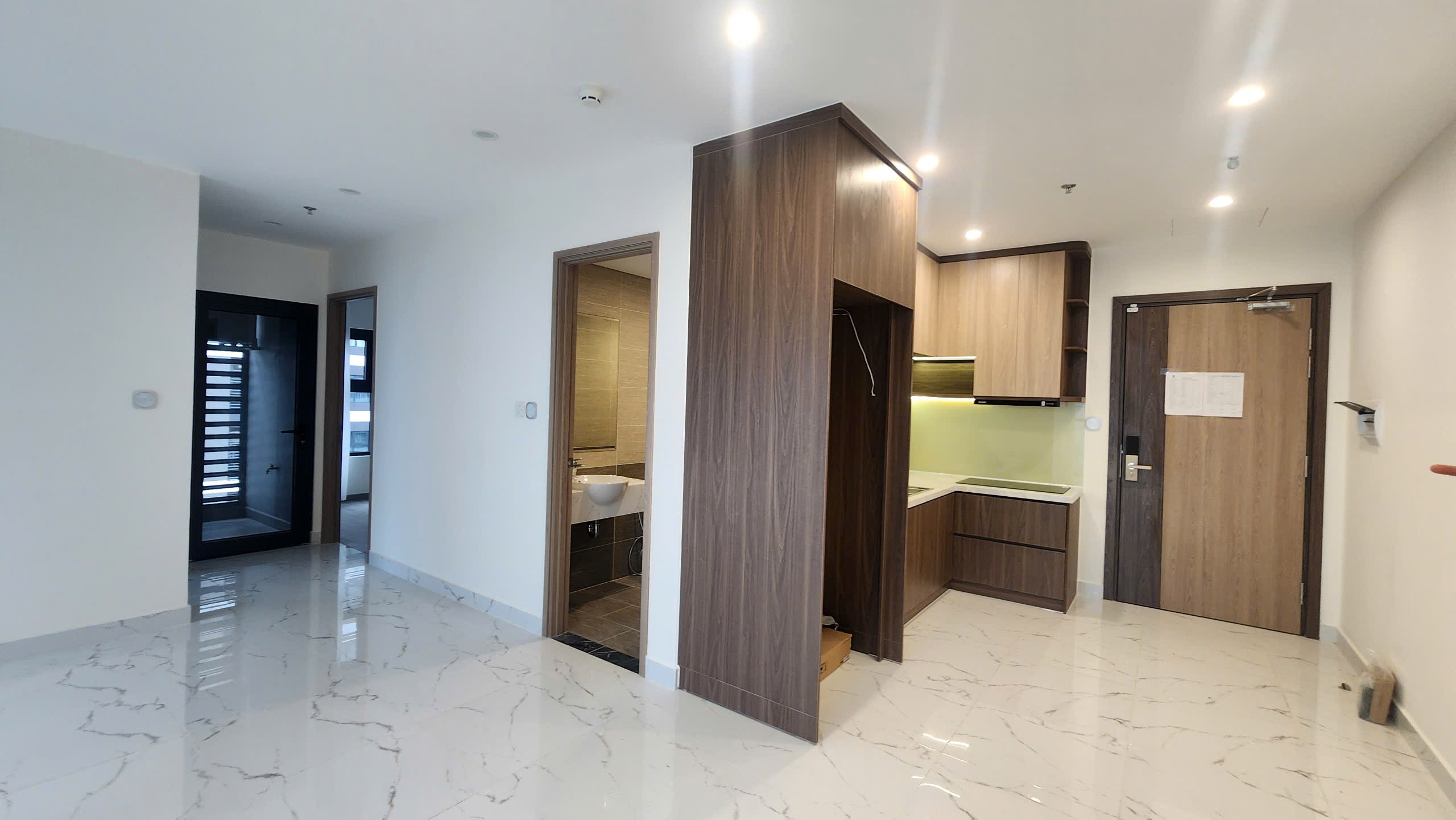 Bán Căn Hộ 2PN+ The Beverly Solari Vinhomes Grand Park - Tầng Cao View Sông Đồng Nai Không Chắn, Full Nội Thất Gỗ