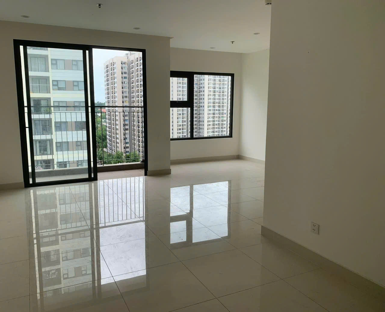 CHO THUÊ CĂN HỘ 2PN+ THE ORIGAMI – VINHOMES GRAND PARK  Giá chỉ 7 triệu/tháng – View thoáng – Nhà mới