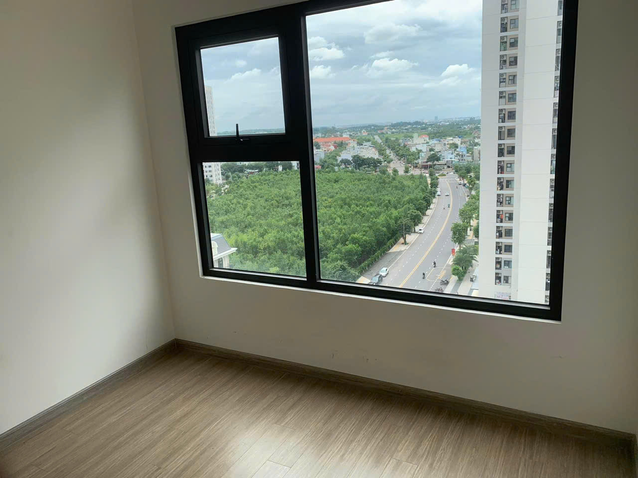 CHO THUÊ CĂN HỘ 2PN+ THE ORIGAMI – VINHOMES GRAND PARK  Giá chỉ 7 triệu/tháng – View thoáng – Nhà mới
