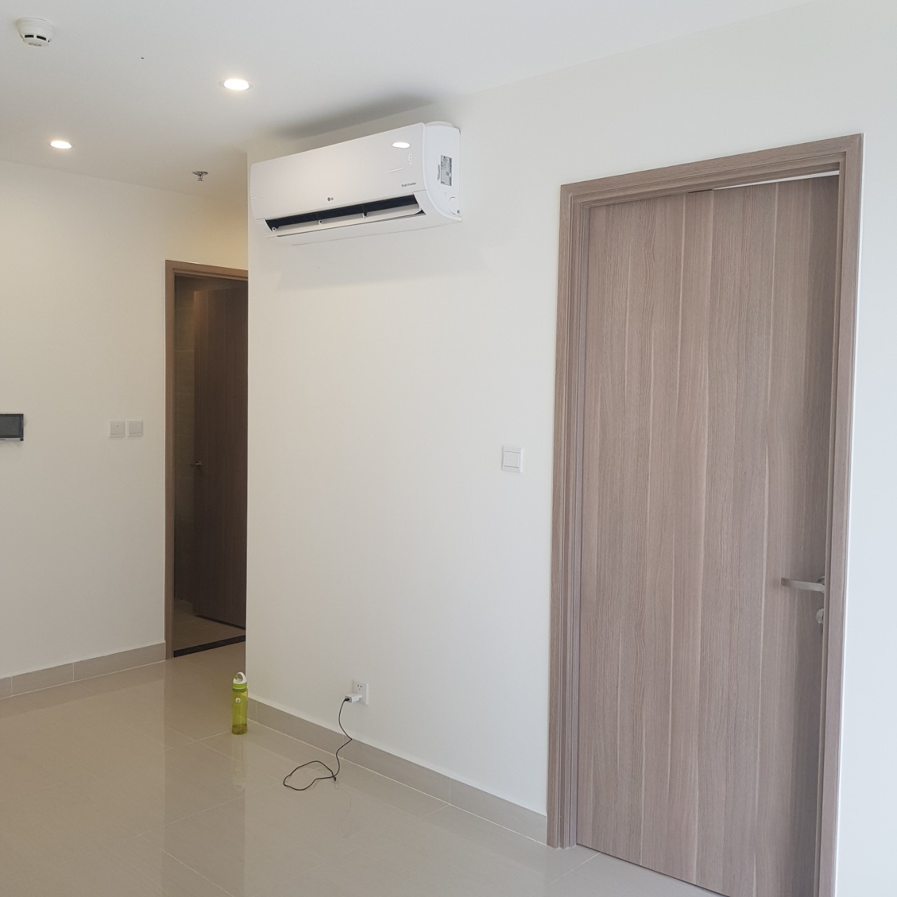 Bán Căn Hộ View Ngoại Khu – Nội Thất Sẵn Bếp Rèm Vinhomes Grand Park | Phân Khu The Origami – Quận 9 - ảnh 9