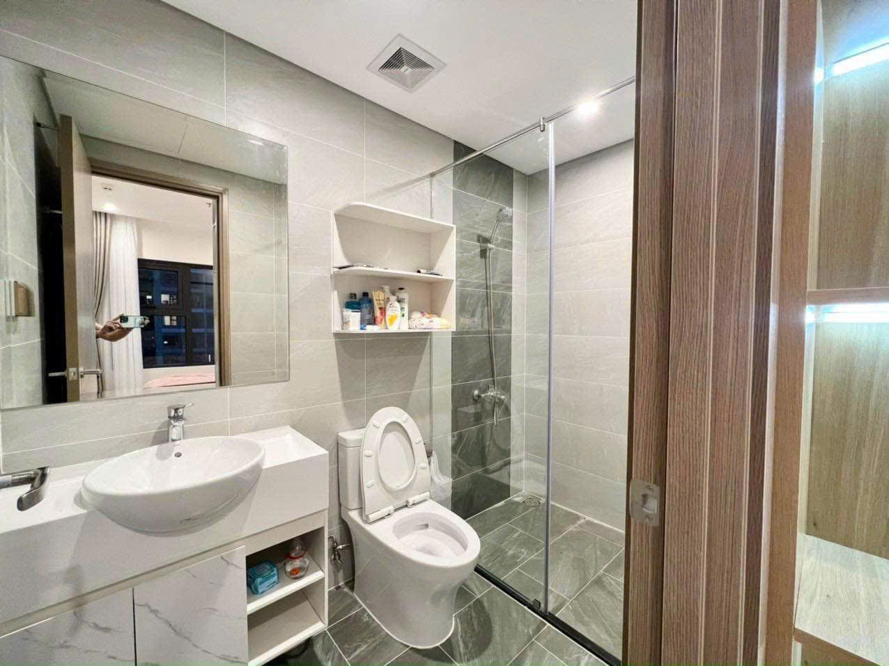 Cho Thuê Căn Hộ Vinhomes Grand Park – The Origami 2PN 2WC | Full Nội Thất Cao Cấp | Ở Ngay | Giá Tốt