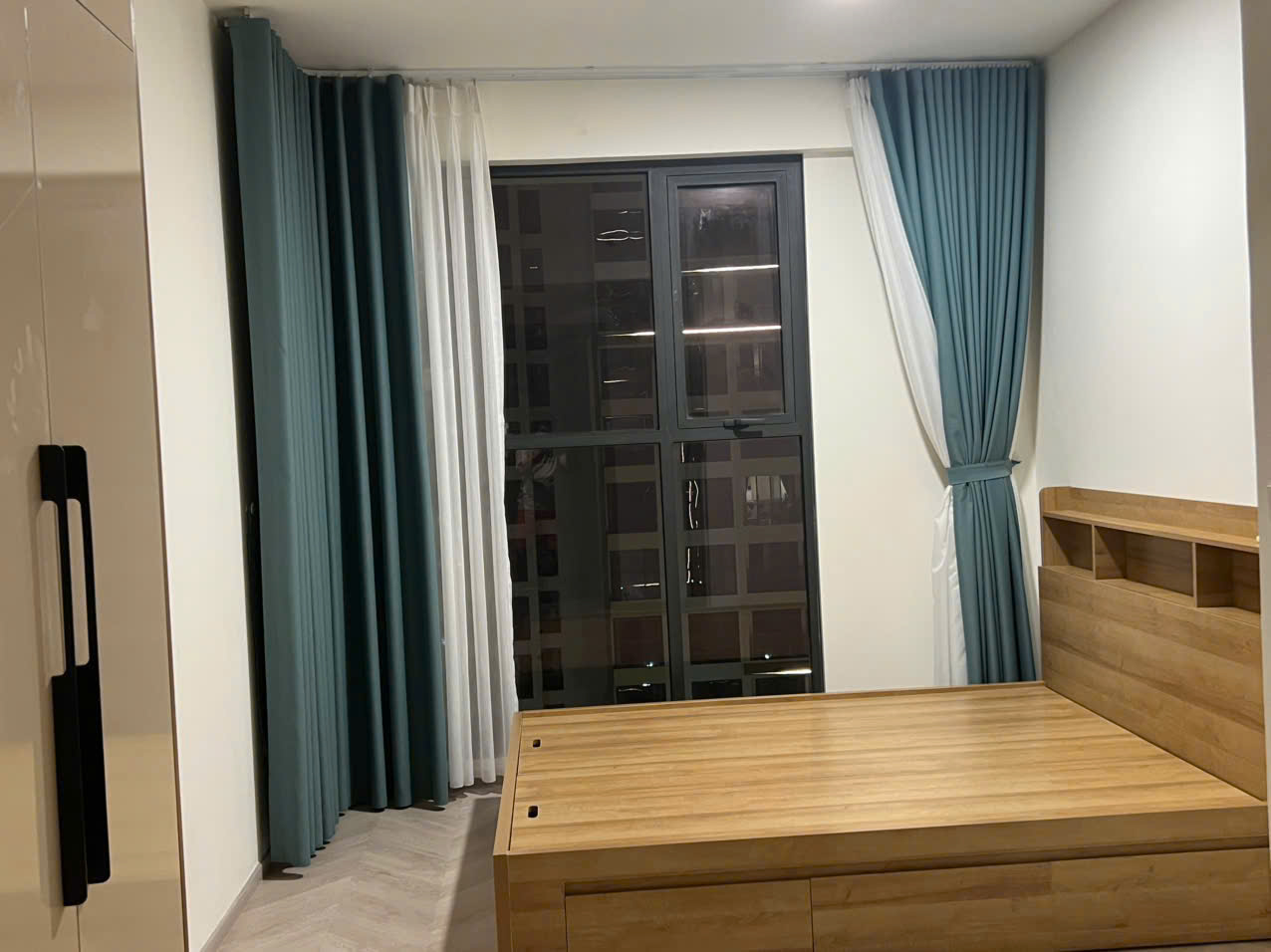 CHO THUÊ CĂN HỘ MASTERI CENTRE POINT VINHOMES GRAND PARK – FULL NỘI THẤT – 2PN, VIEW ĐẸP