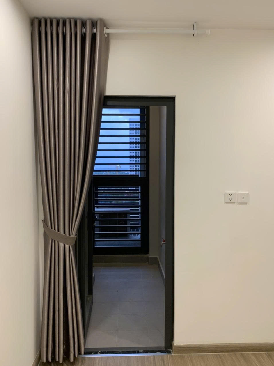 Cho Thuê Căn Hộ 1PN+ Full Nội Thất – View Cây Xanh Mát, Tầng Thấp Vinhomes Grand Park | Phân Khu The Origami – Quận 9 - ảnh 2
