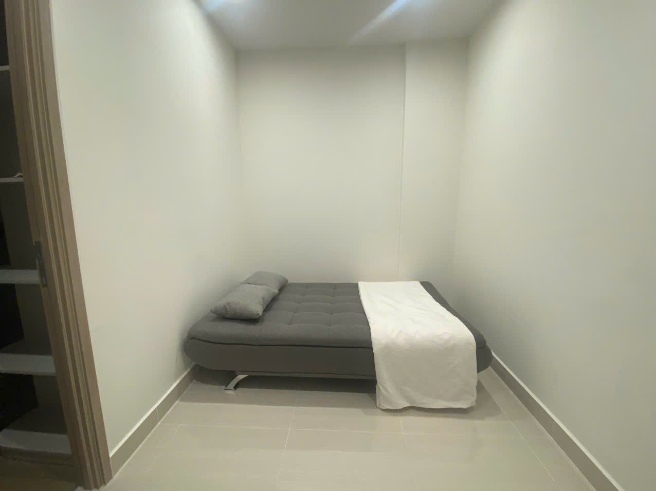 Cho Thuê Căn Hộ View Nội Khu Tầng Thấp – Full Nội Thất Vinhomes Grand Park | Phân Khu The Origami – Quận 9 - ảnh 7