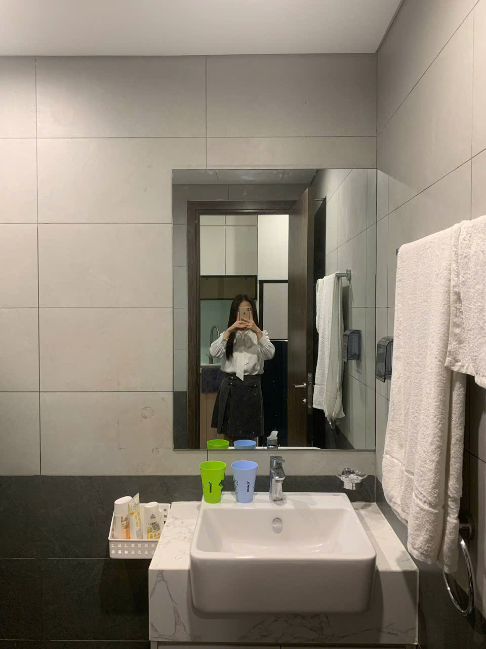 Cho Thuê Căn Hộ Studio Full Nội Thất – The Beverly Vinhomes Grand Park