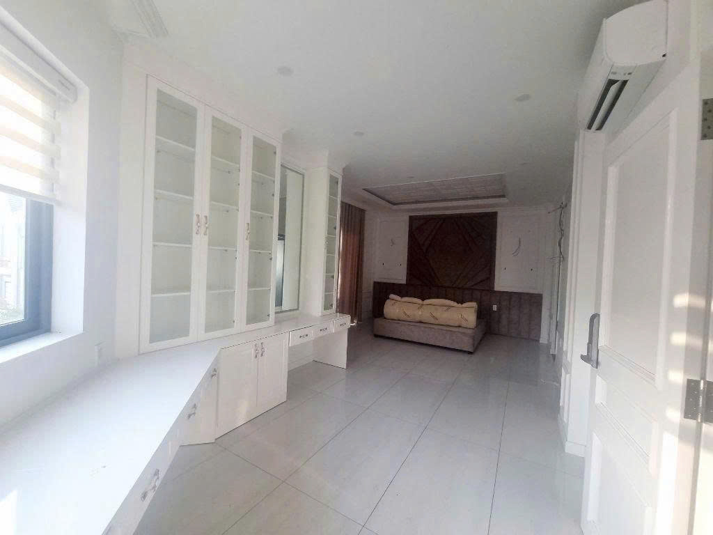 Cho thuê Biệt thự Vinhomes Grand Park