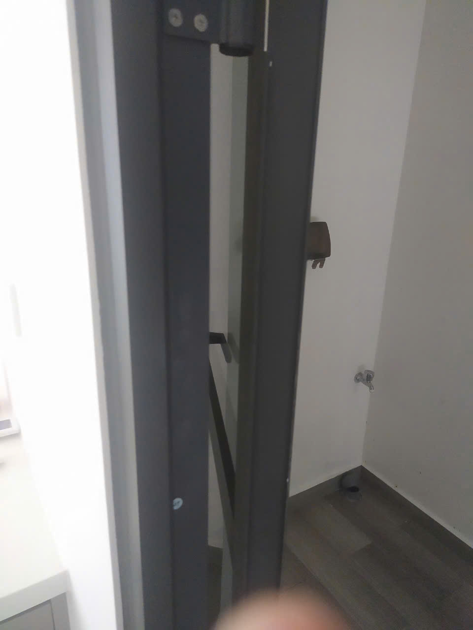 BÁN CĂN HỘ MASTERI CENTRE POINT VINHOMES GRAND PARK – 2PN, NỘI THẤT BẾP & RÈM, GIÁ TỐT QUẬN 9