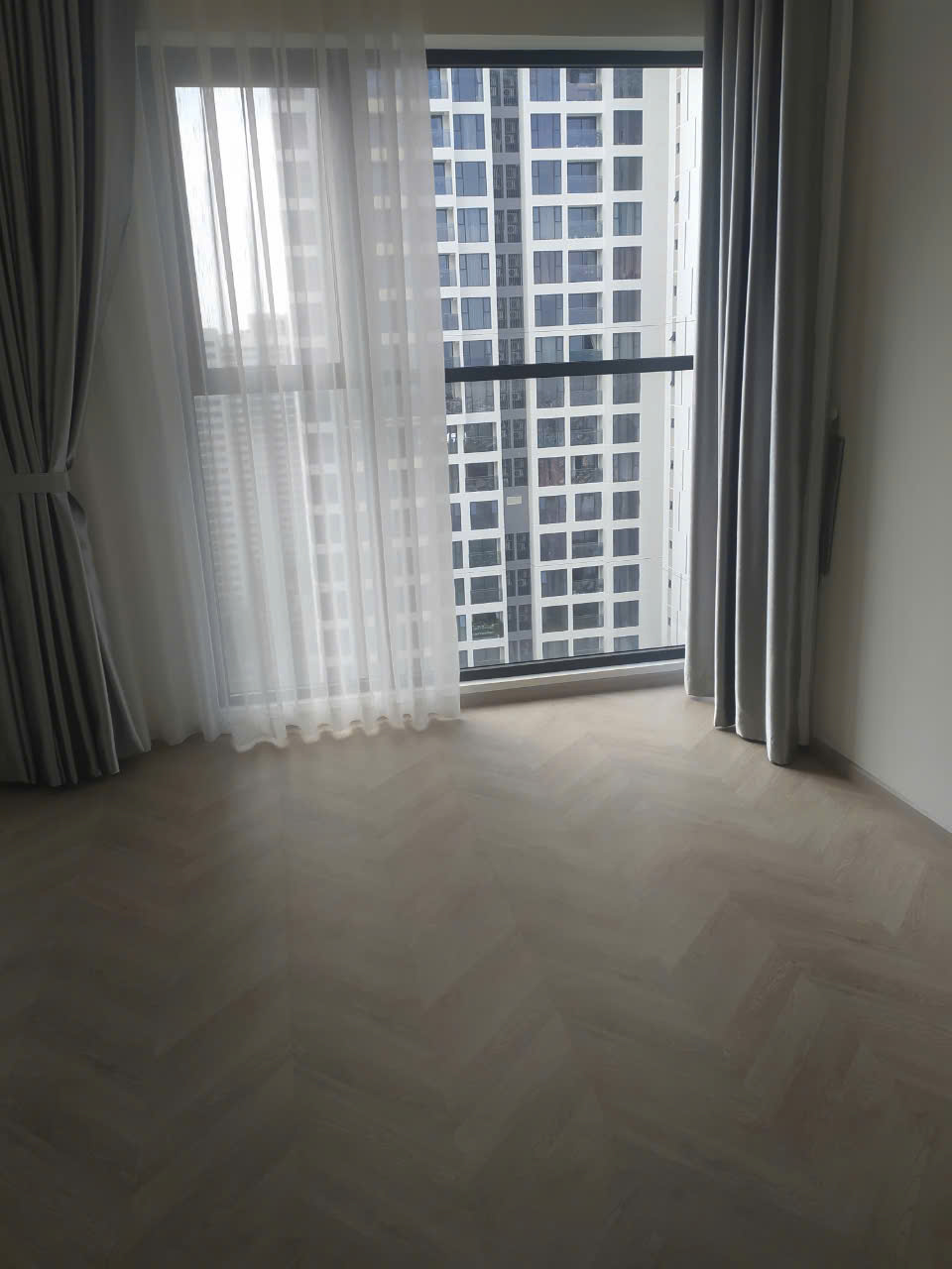 BÁN CĂN HỘ MASTERI CENTRE POINT VINHOMES GRAND PARK – 2PN, NỘI THẤT BẾP & RÈM, GIÁ TỐT QUẬN 9 - ảnh 8