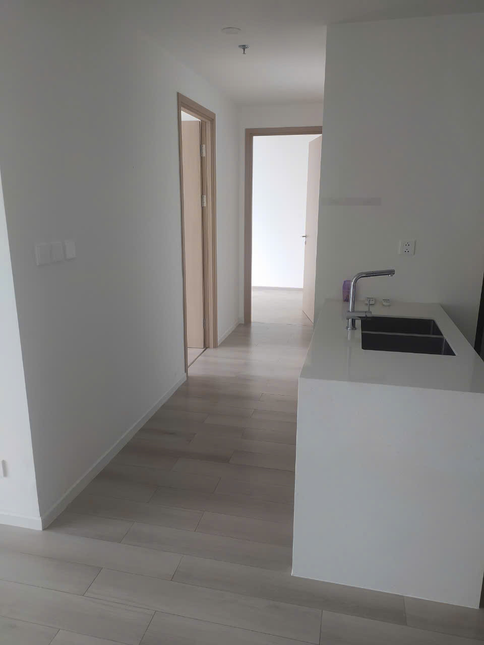 BÁN CĂN HỘ MASTERI CENTRE POINT VINHOMES GRAND PARK – 2PN, NỘI THẤT BẾP & RÈM, GIÁ TỐT QUẬN 9 - ảnh 9