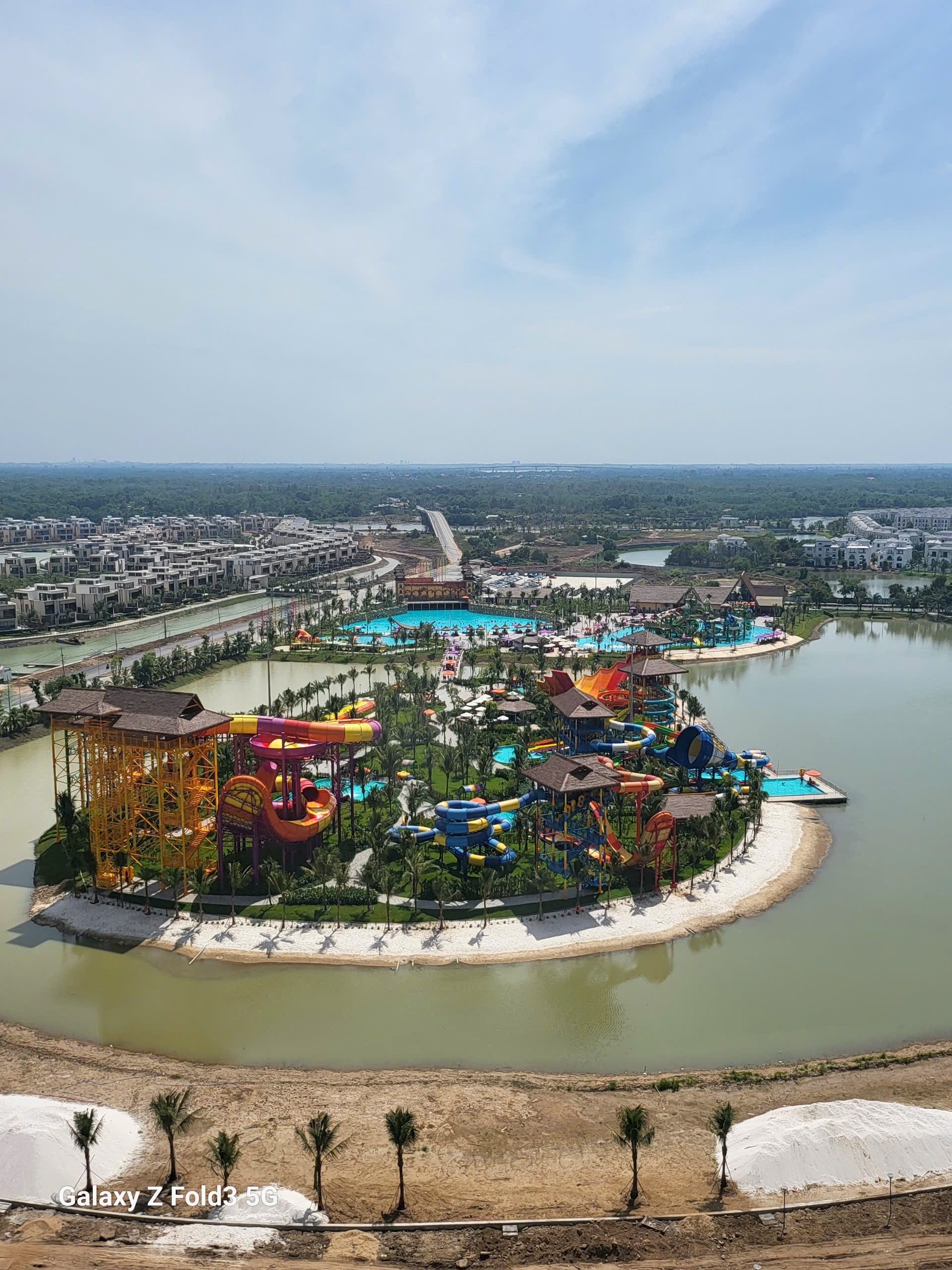 Bán Căn Góc 2PN Tòa BE2 The Beverly – View Sông, Dinh Thự & Pháo Hoa – Full Nội Thất Luxury – Cắt Lỗ Chỉ 5.95 Tỷ