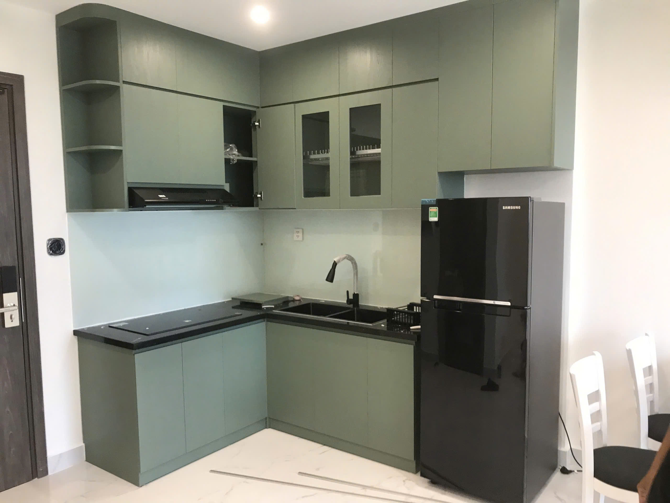 Bán Căn Hộ 1PN+ The Beverly Solari Vinhomes Grand Park View Trực Diện Sông Đồng Nai - Full Nội Thất Cao Cấp, Giá 5 Tỷ