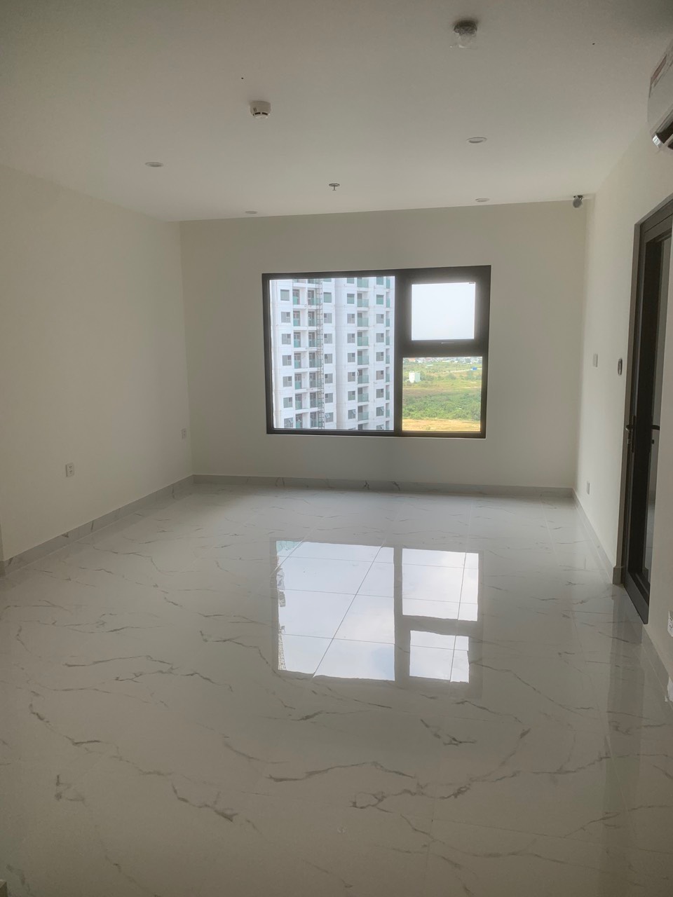 BÁN CĂN HỘ STUDIO VINHOMES GRAND PARK – THE BEVERLY SOLARI | VIEW NỘI KHU & VÀNH ĐAI 3 