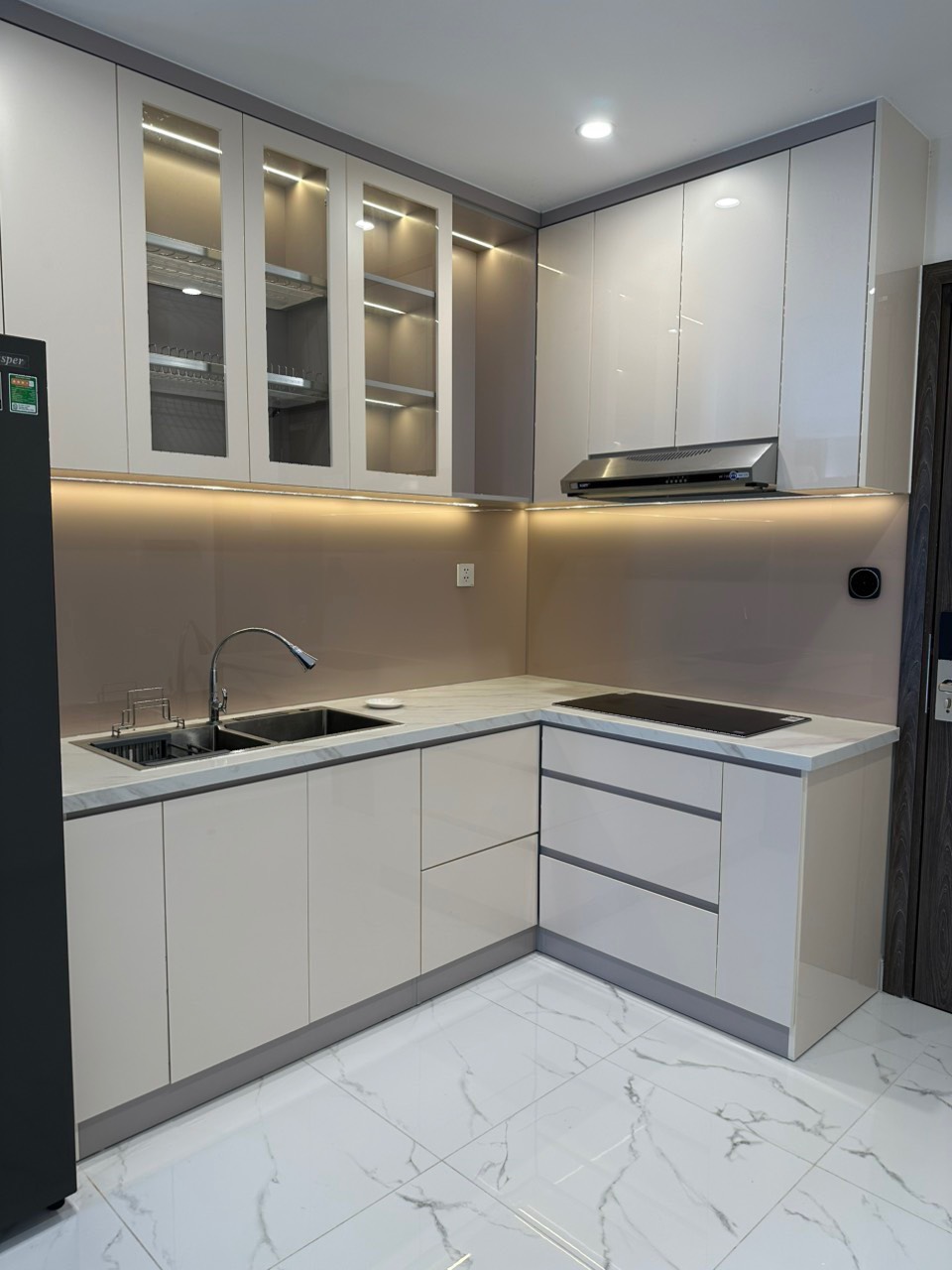 Cho thuê căn hộ 2PN+ The Beverly Solari Vinhomes Grand Park – Full nội thất cao cấp, giá tốt Quận 9