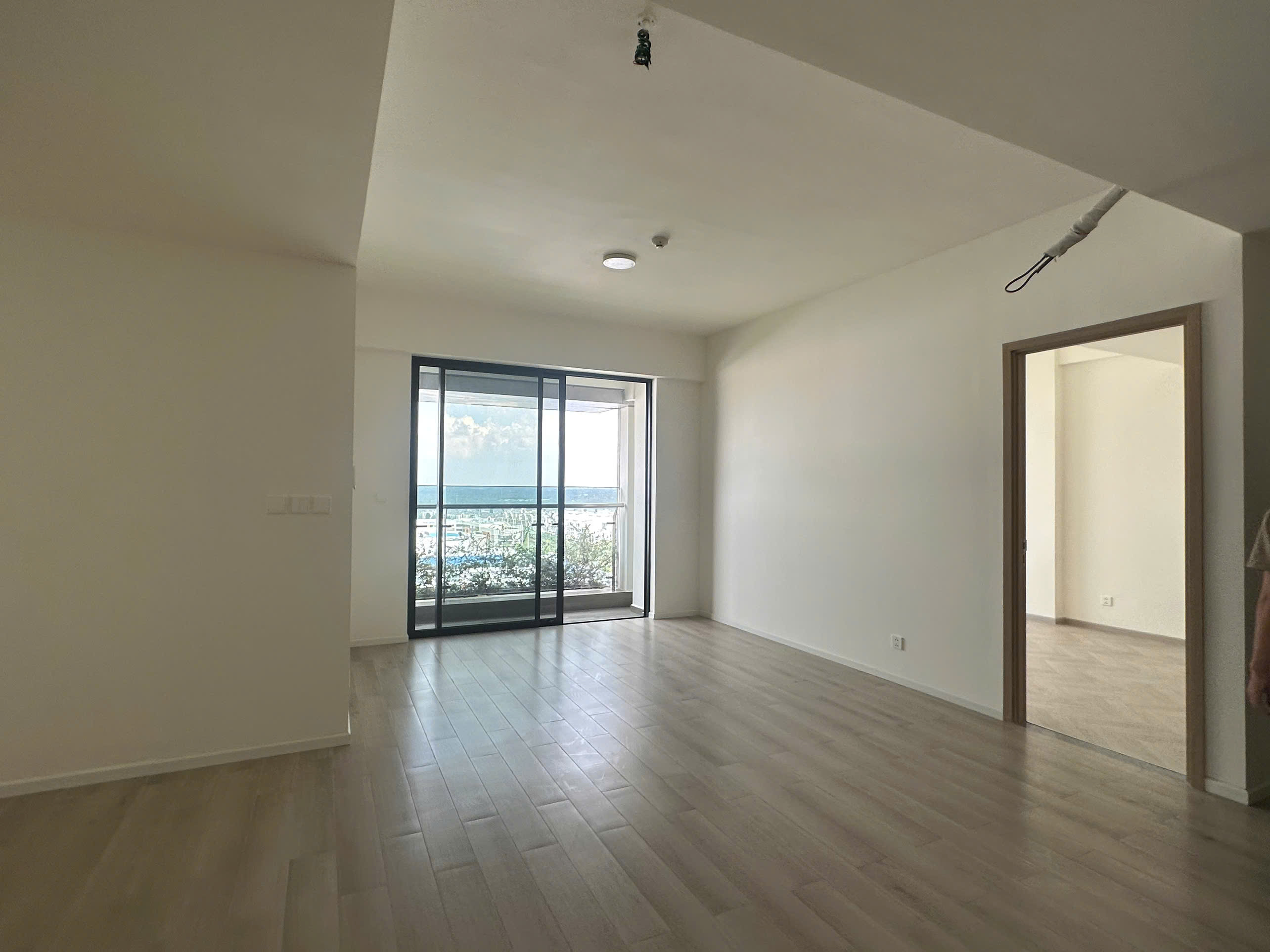 Bán Gấp Căn Hộ 3PN 2WC Lumiere Boulevard (LBV) – View Sông & Công Viên 36ha – Cam Kết Rẻ Nhất Dự Án