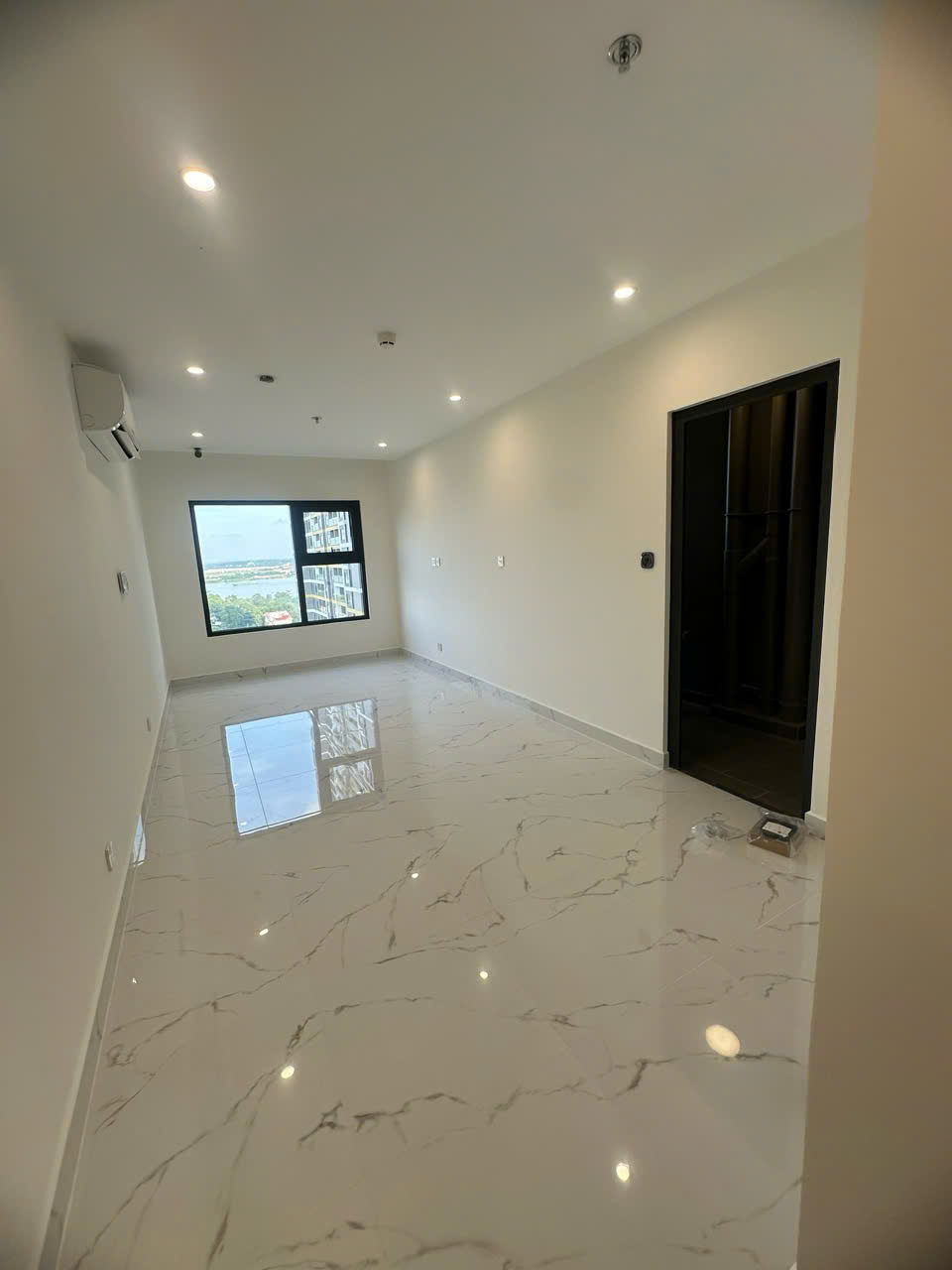 CẦN BÁN NHANH CĂN HỘ VINHOMES GRAND PARK THE BEVERLY SOLARI – 1PN | VIEW NGOẠI KHU SÔNG ĐỒNG NAI