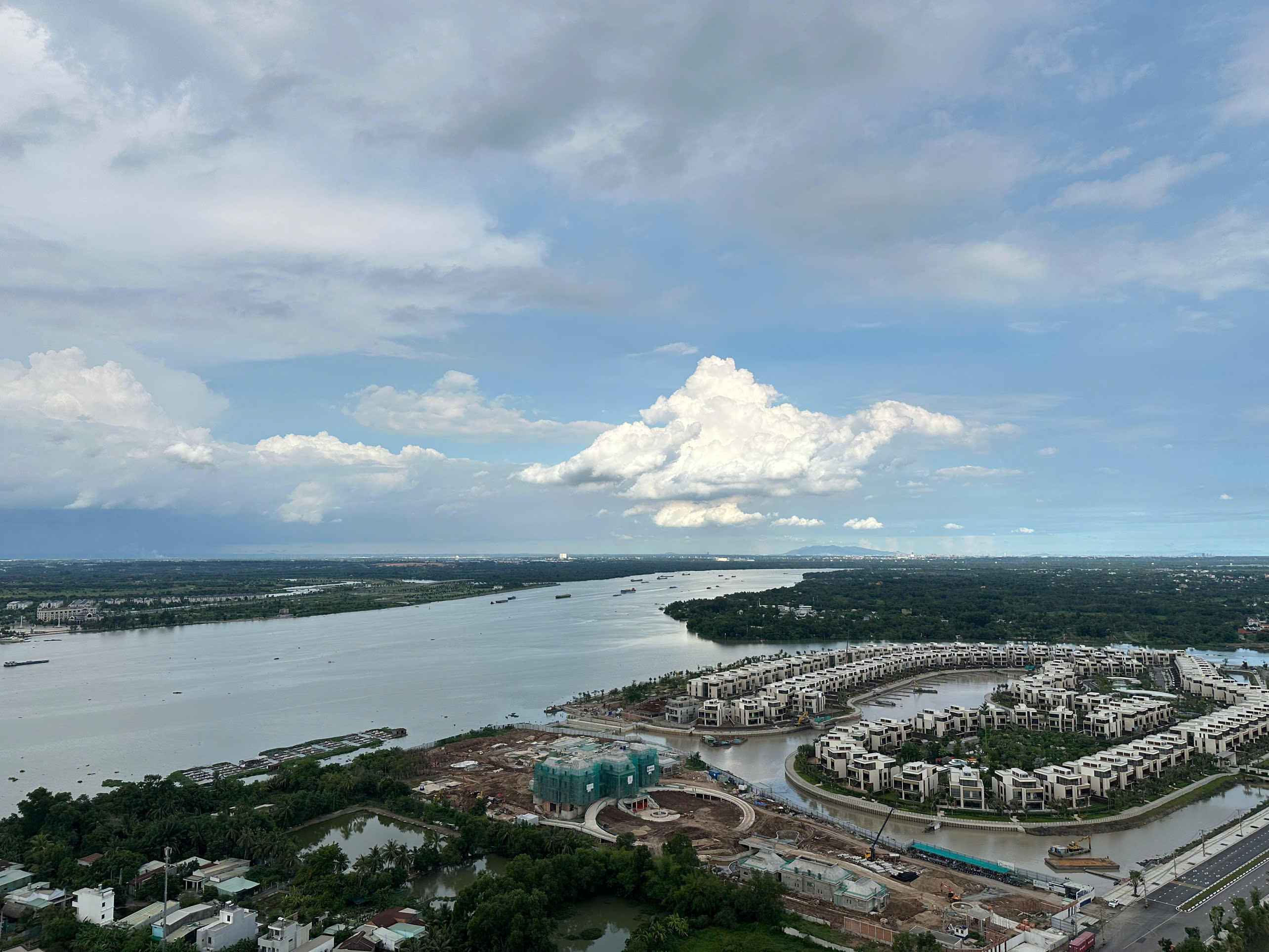 BÁN CĂN HỘ 3PN2WC THE BEVERLY VINHOMES GRAND PARK View Dãy Biệt Thự Manhattan & Sông Đồng Nai – Không Gian Sống Đẳng Cấp - GIÁ TỐT