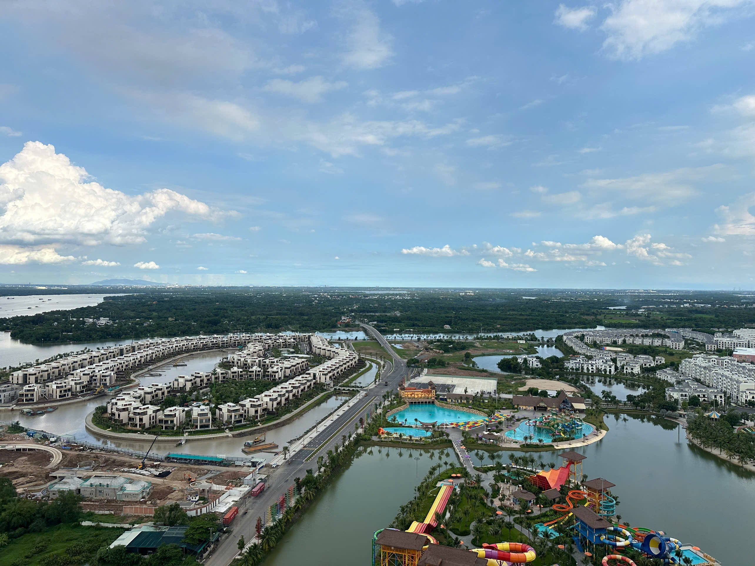 BÁN CĂN HỘ 3PN2WC THE BEVERLY VINHOMES GRAND PARK View Dãy Biệt Thự Manhattan & Sông Đồng Nai – Không Gian Sống Đẳng Cấp - GIÁ TỐT