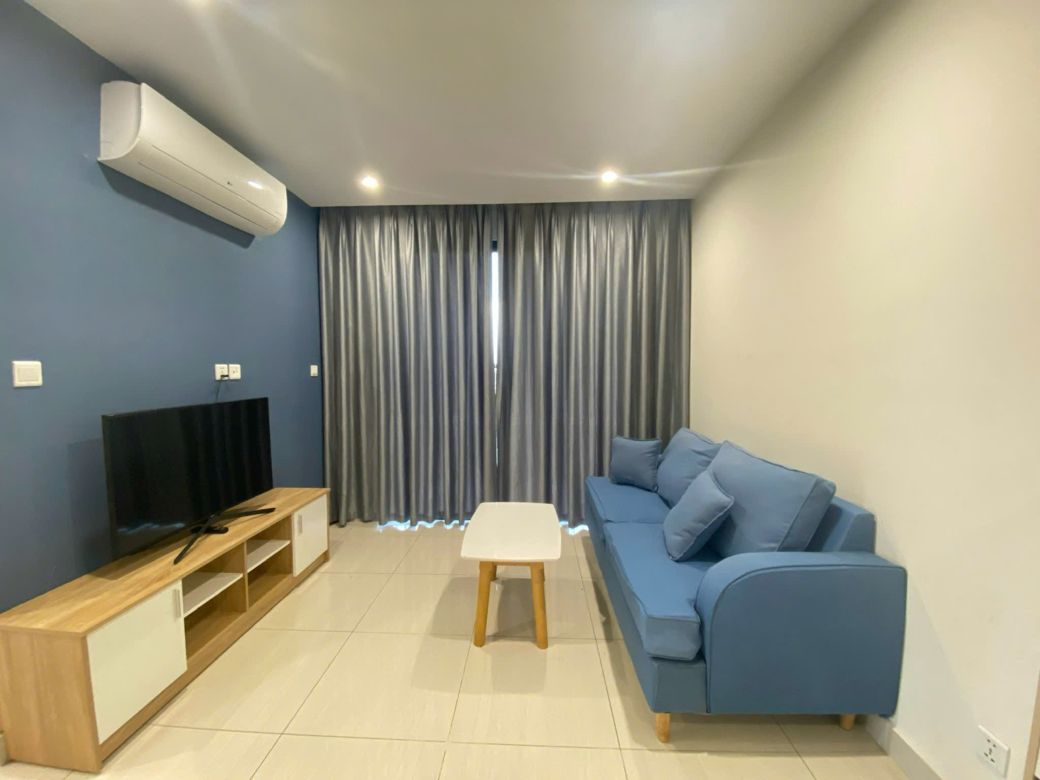 Bán Gấp Căn Hộ 3PN The Rainbow Vinhomes Grand Park - Full Nội Thất, Giá Chỉ 3.9 Tỷ