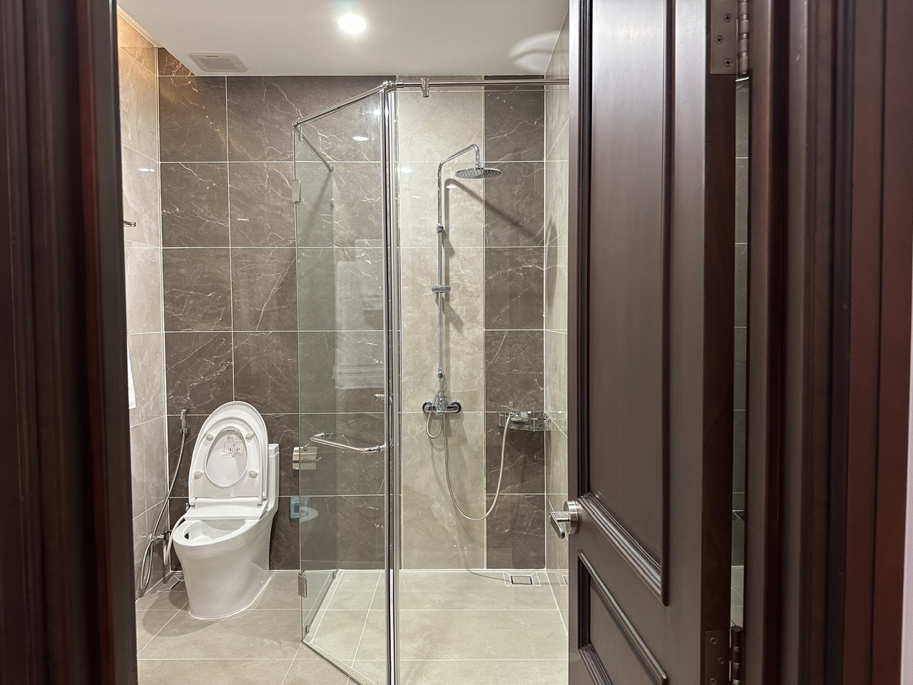 CHO THUÊ BIỆT THỰ ĐƠN LẬP THE MANHATTAN GLORY – FULL NỘI THẤT CAO CẤP – 80 TRIỆU/THÁNG - ảnh 6