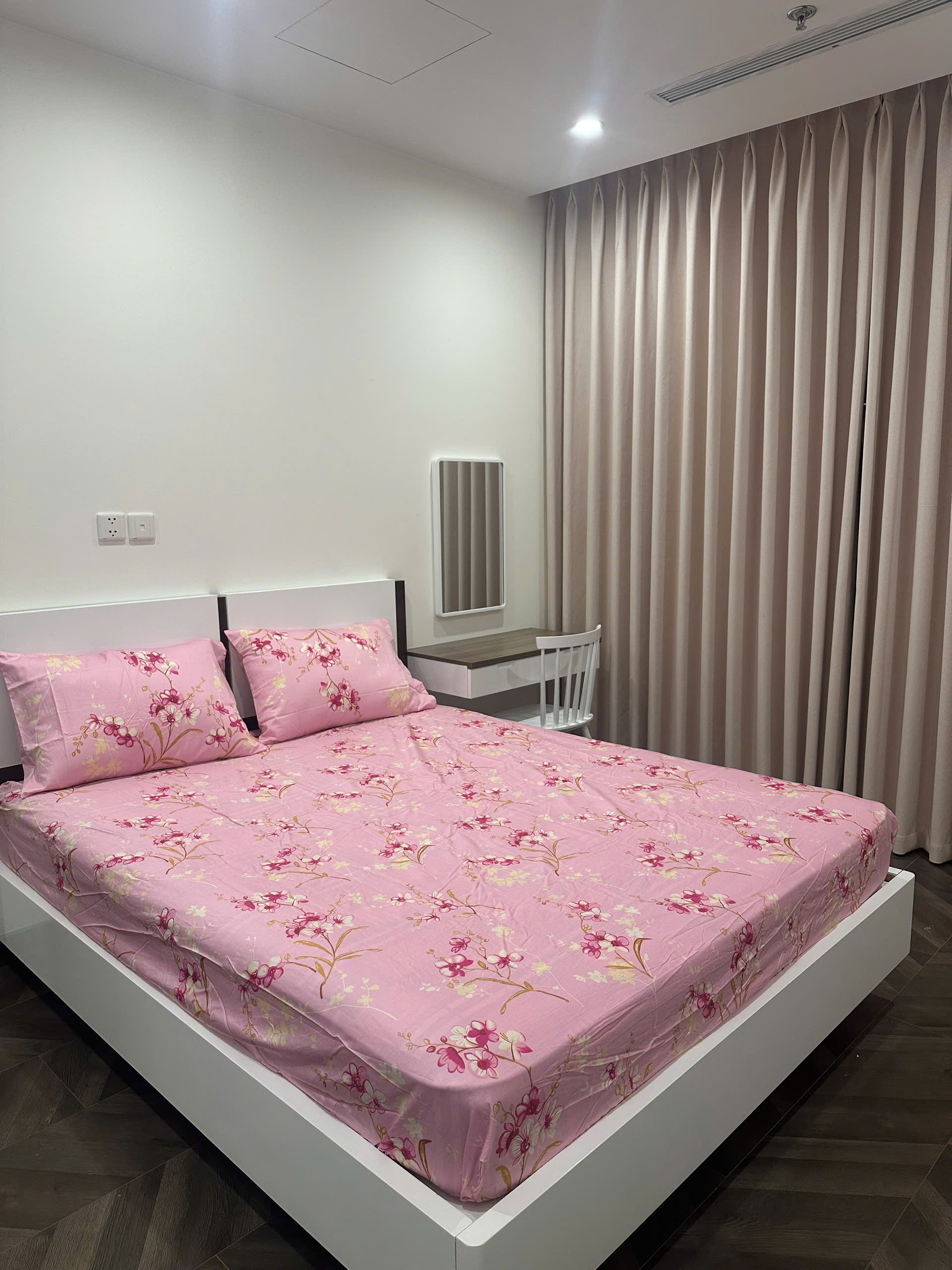 CHO THUÊ CĂN HỘ 2PN THE BEVERLY – VINHOMES GRAND PARK Full Nội Thất Cao Cấp | View Sông Đồng Nai Thoáng Mát | Giá Tốt