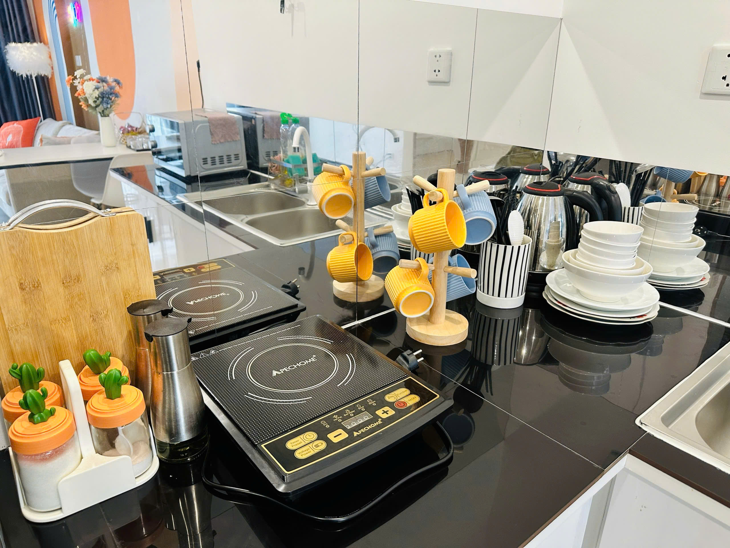 Cho thuê căn hộ Vinhomes Grand Park 1PN+ – The Origami – Giá 7 triệu/tháng, Full nội thất - ảnh 2